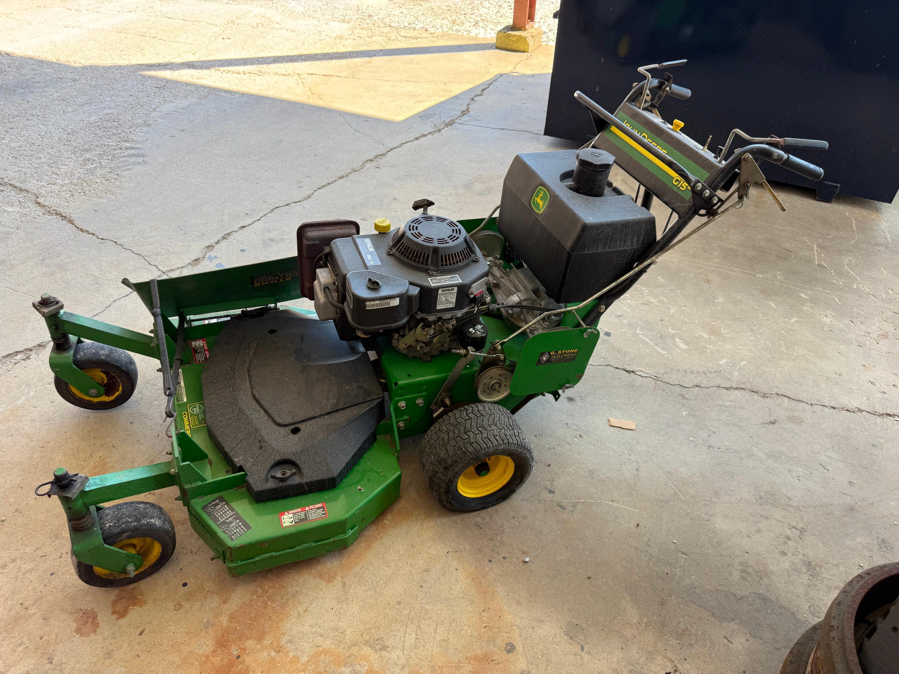John Deere G15