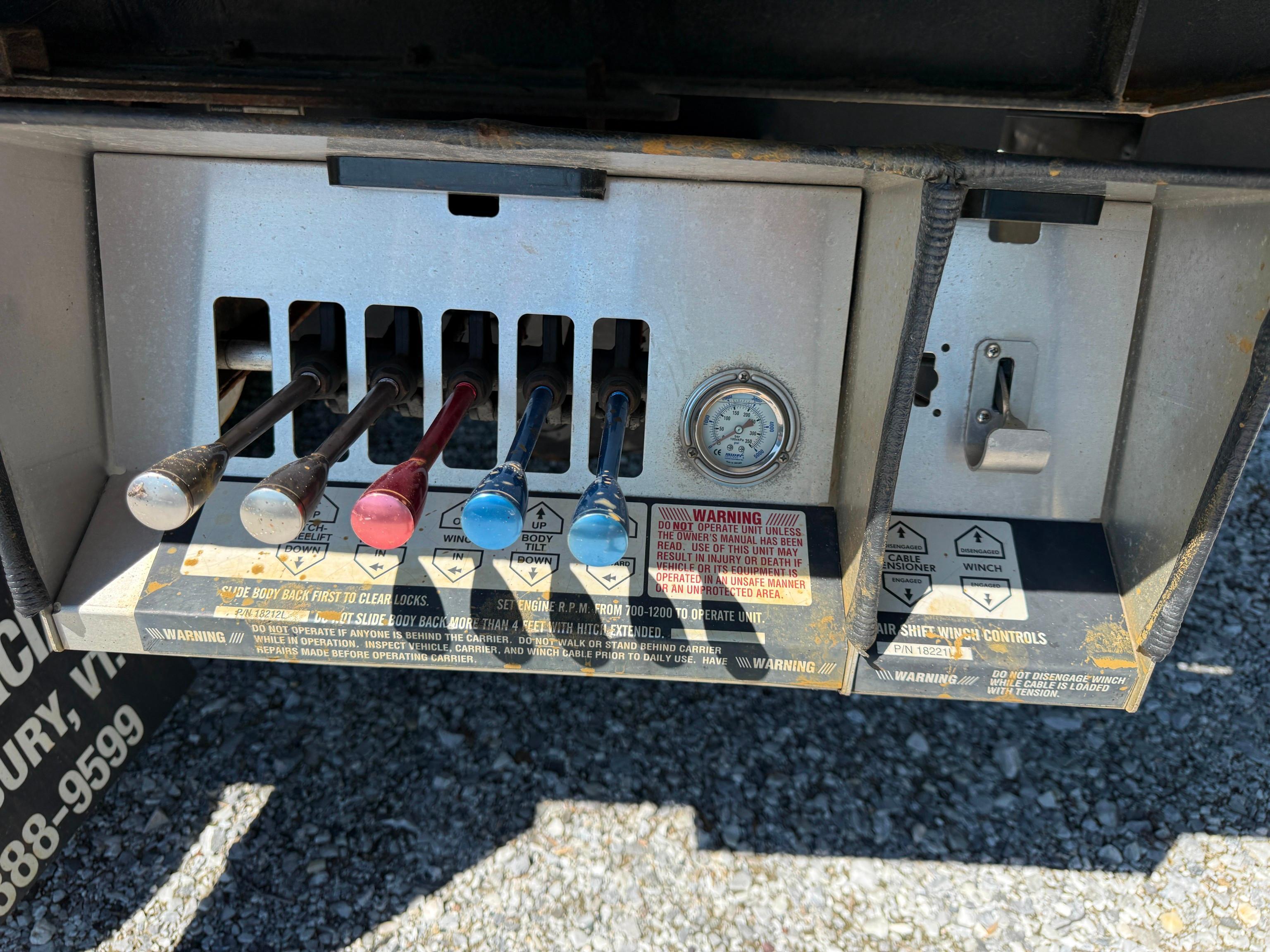 2018 Freightliner 122SD