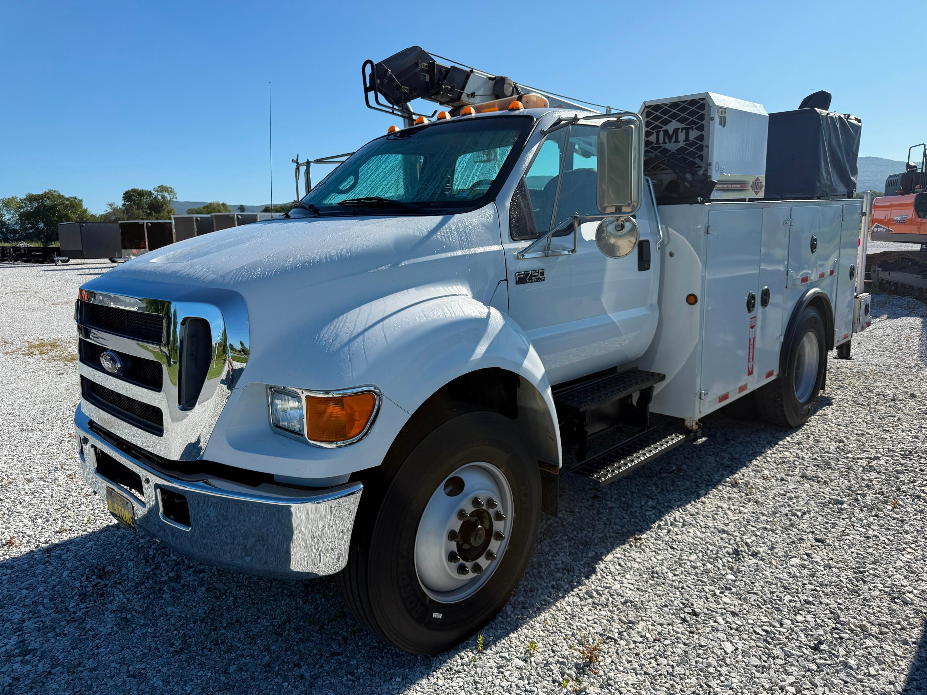 2007 Ford F750 XLT
