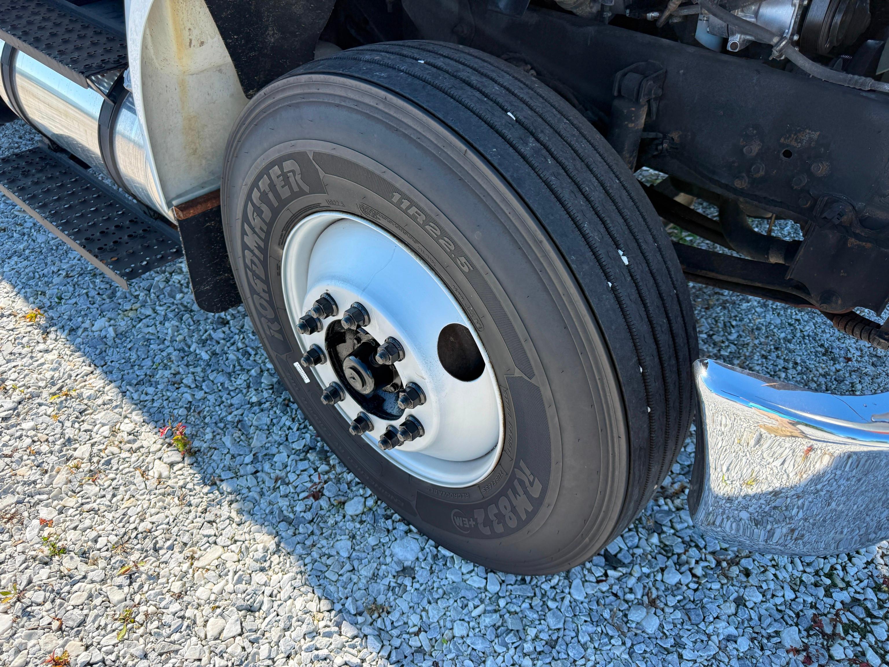2007 Ford F750 XLT