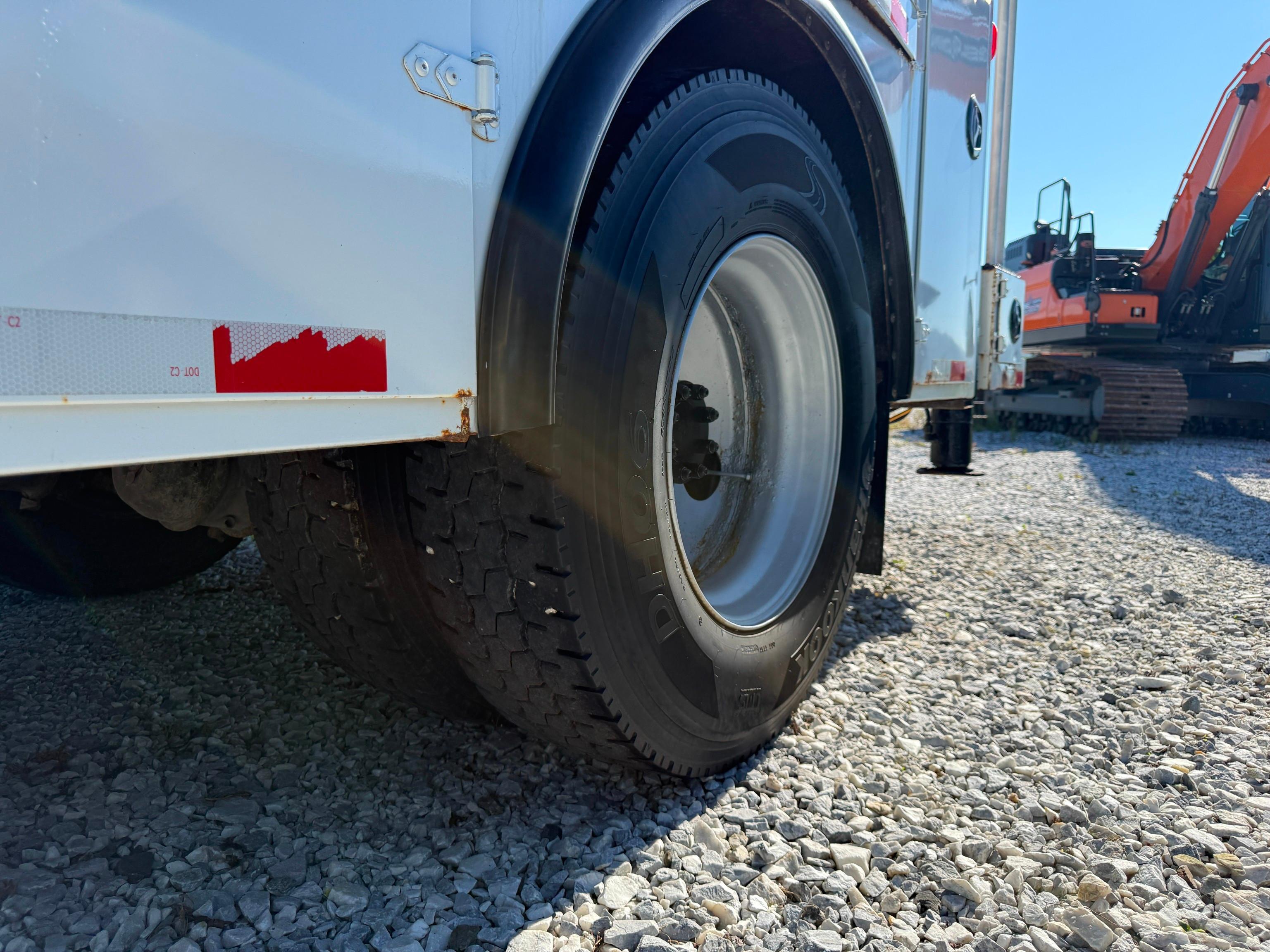 2007 Ford F750 XLT