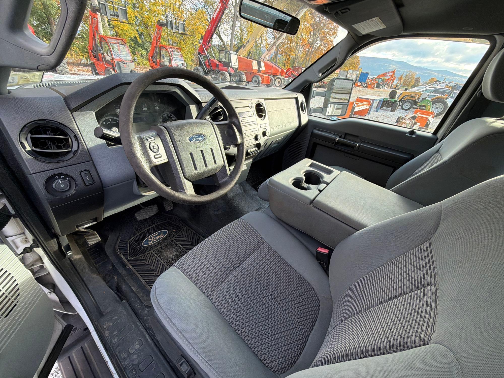 2012 Ford F-450 XL SD