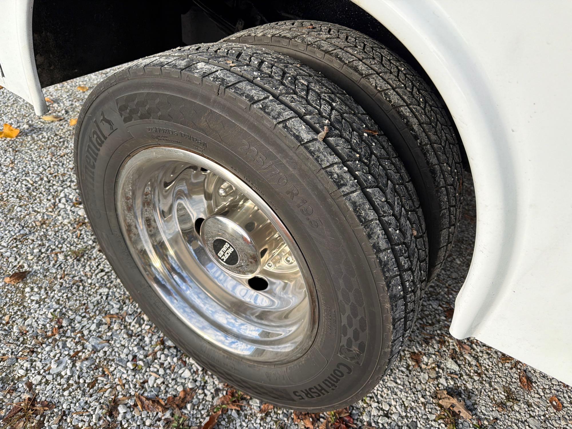 2012 Ford F-450 XL SD