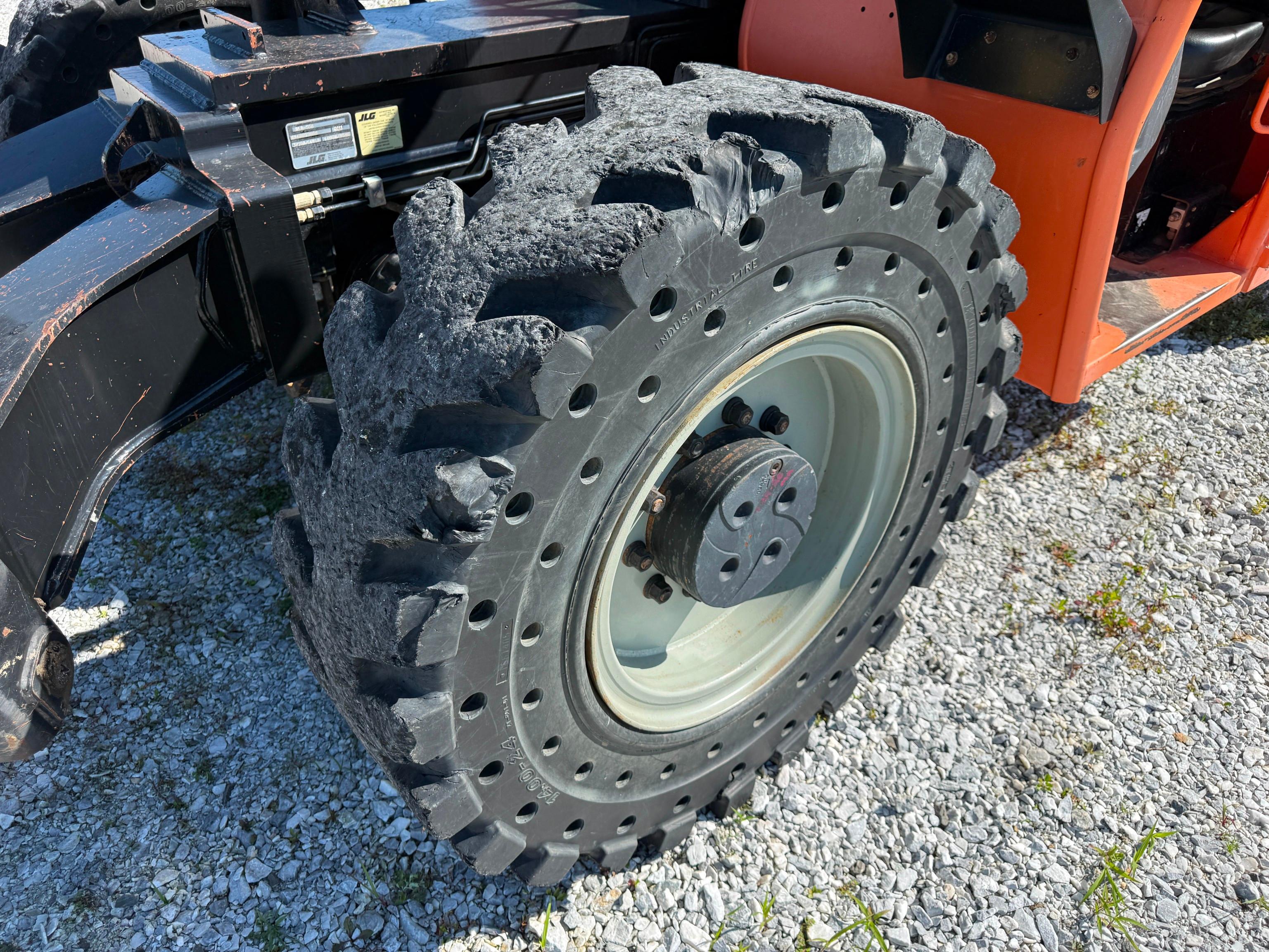 JLG G10-55A