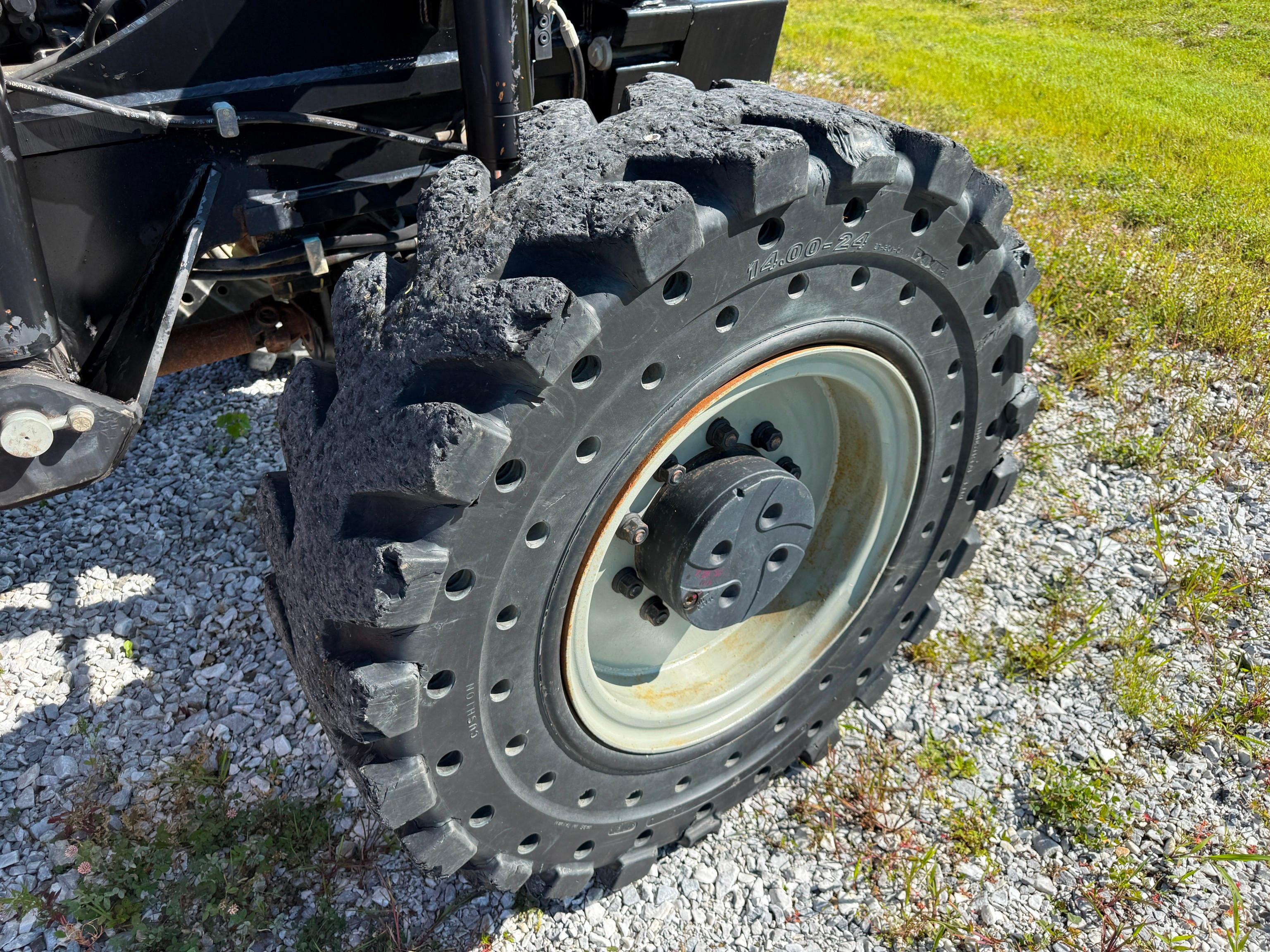 JLG G10-55A