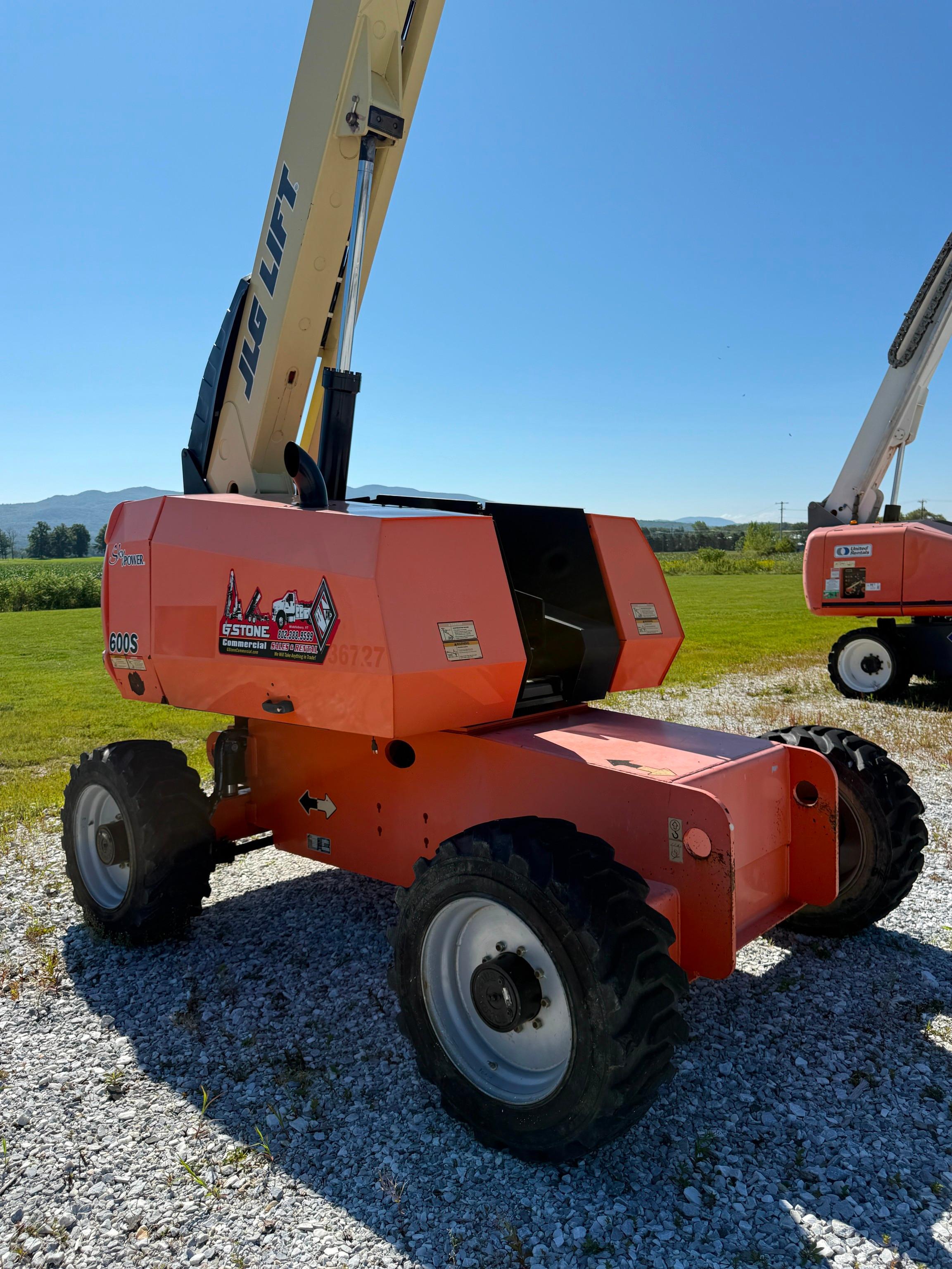2020 JLG 600S