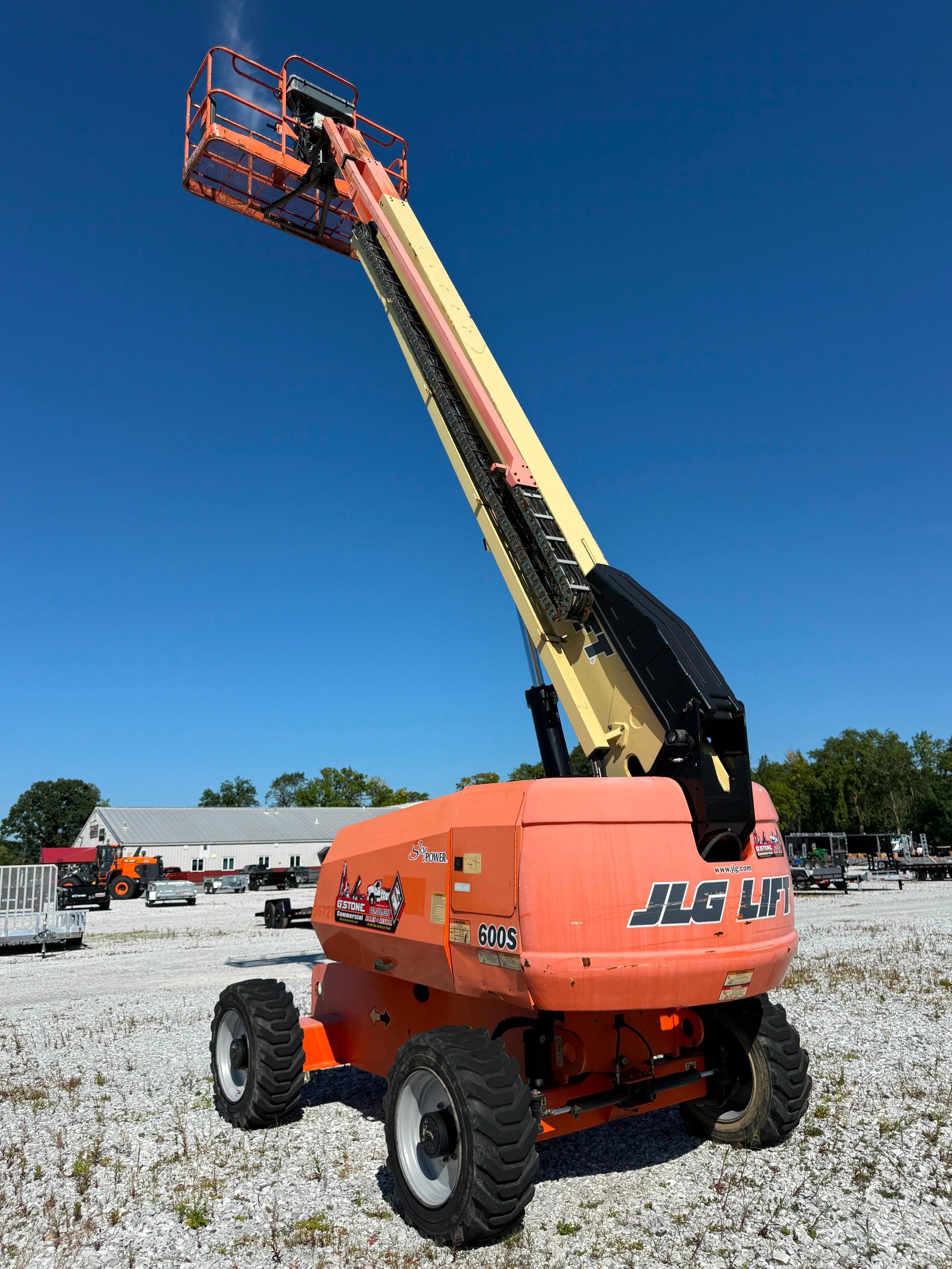 2020 JLG 600S