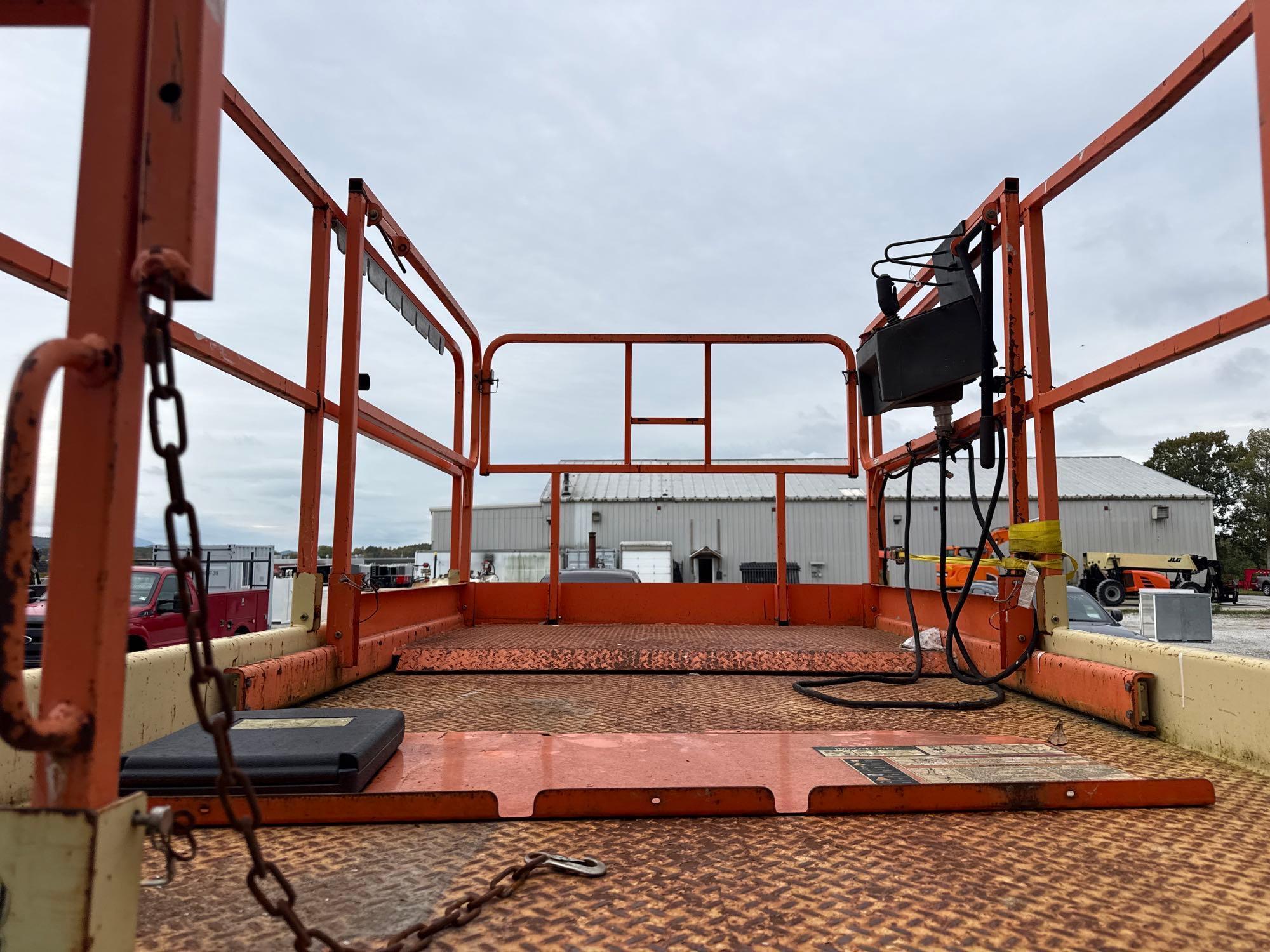 JLG 4069LE