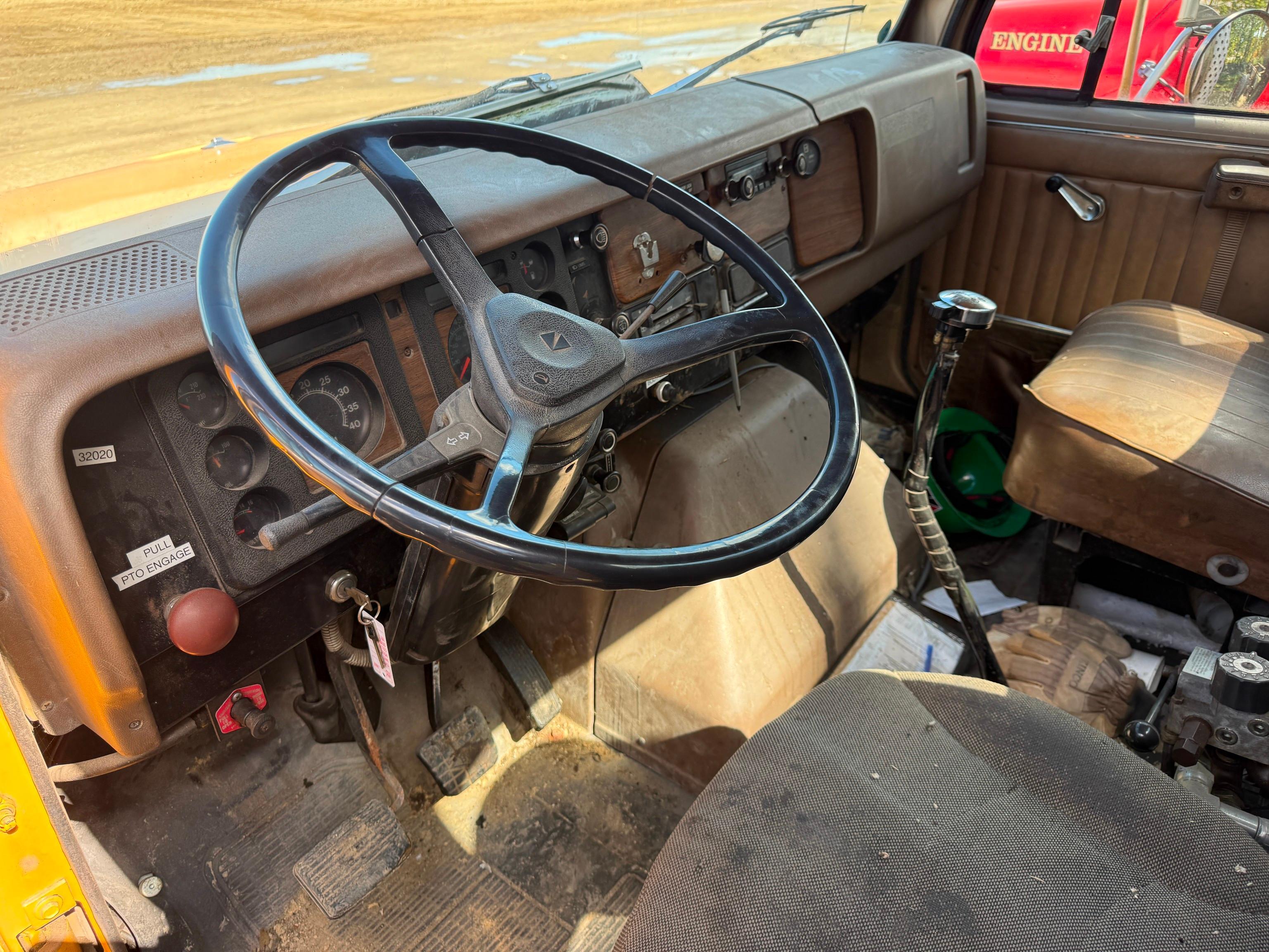1987 International 1954
