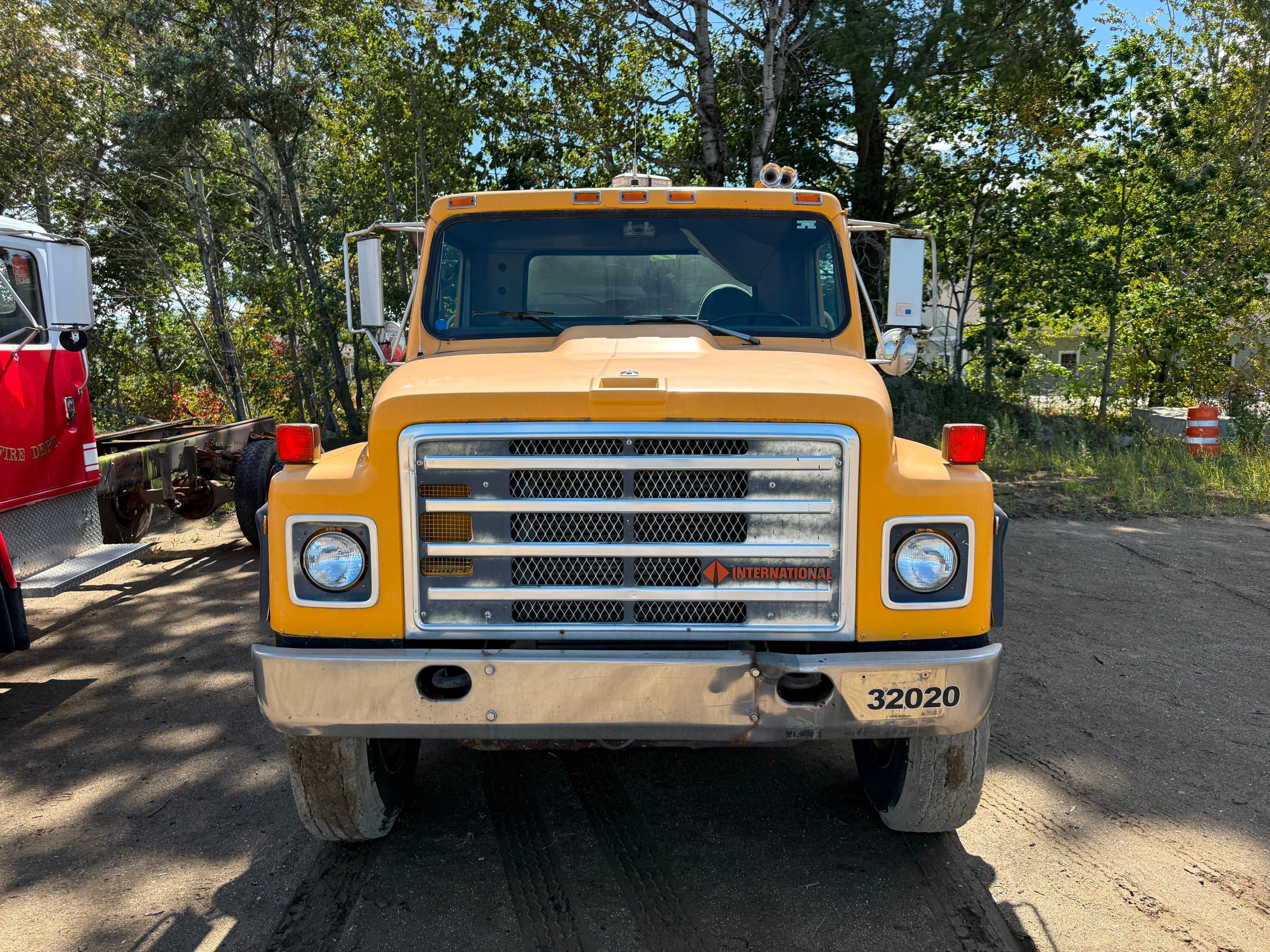 1987 International 1954