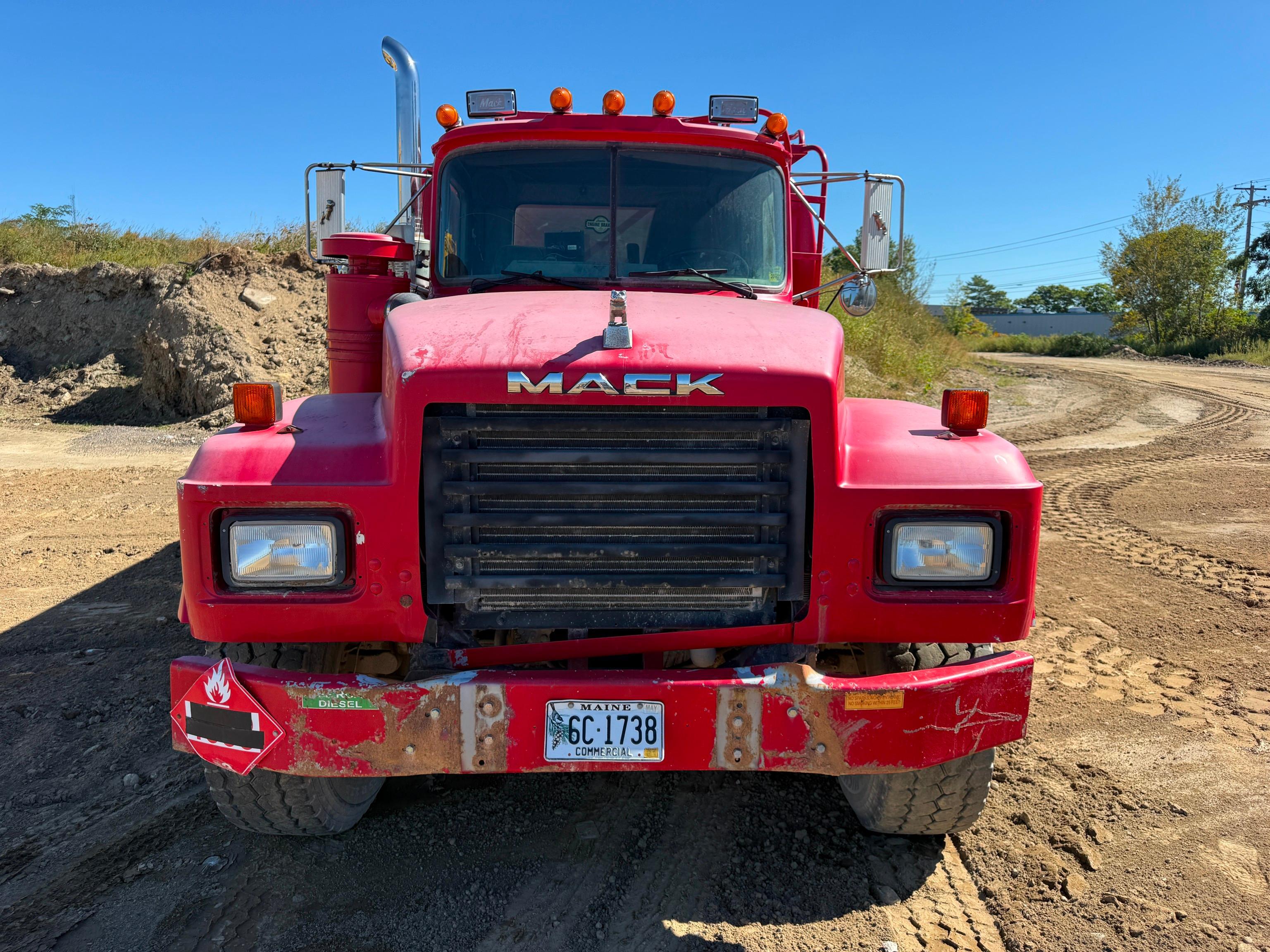 1998 Mack RD688S