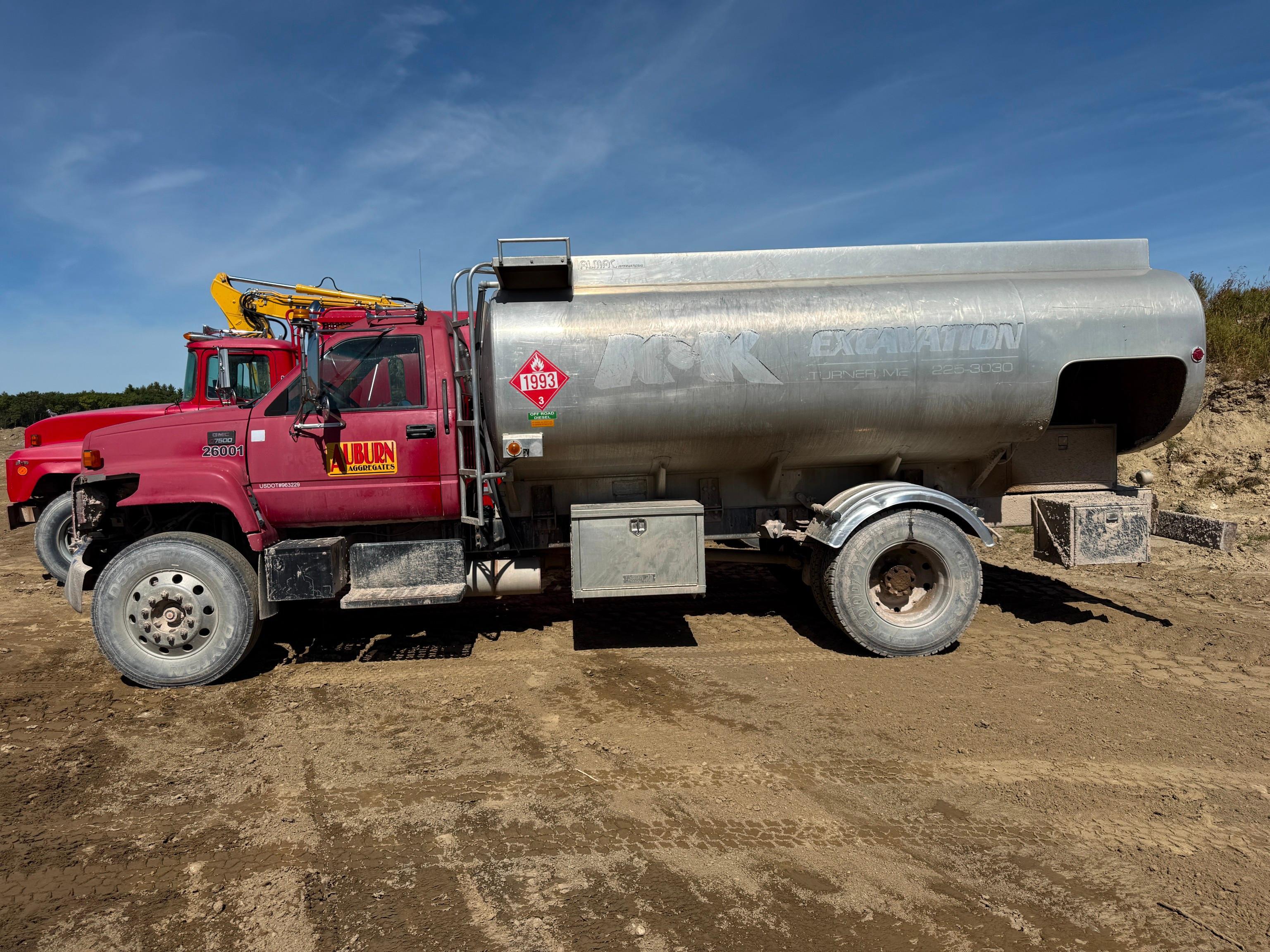 2001 GMC C7500