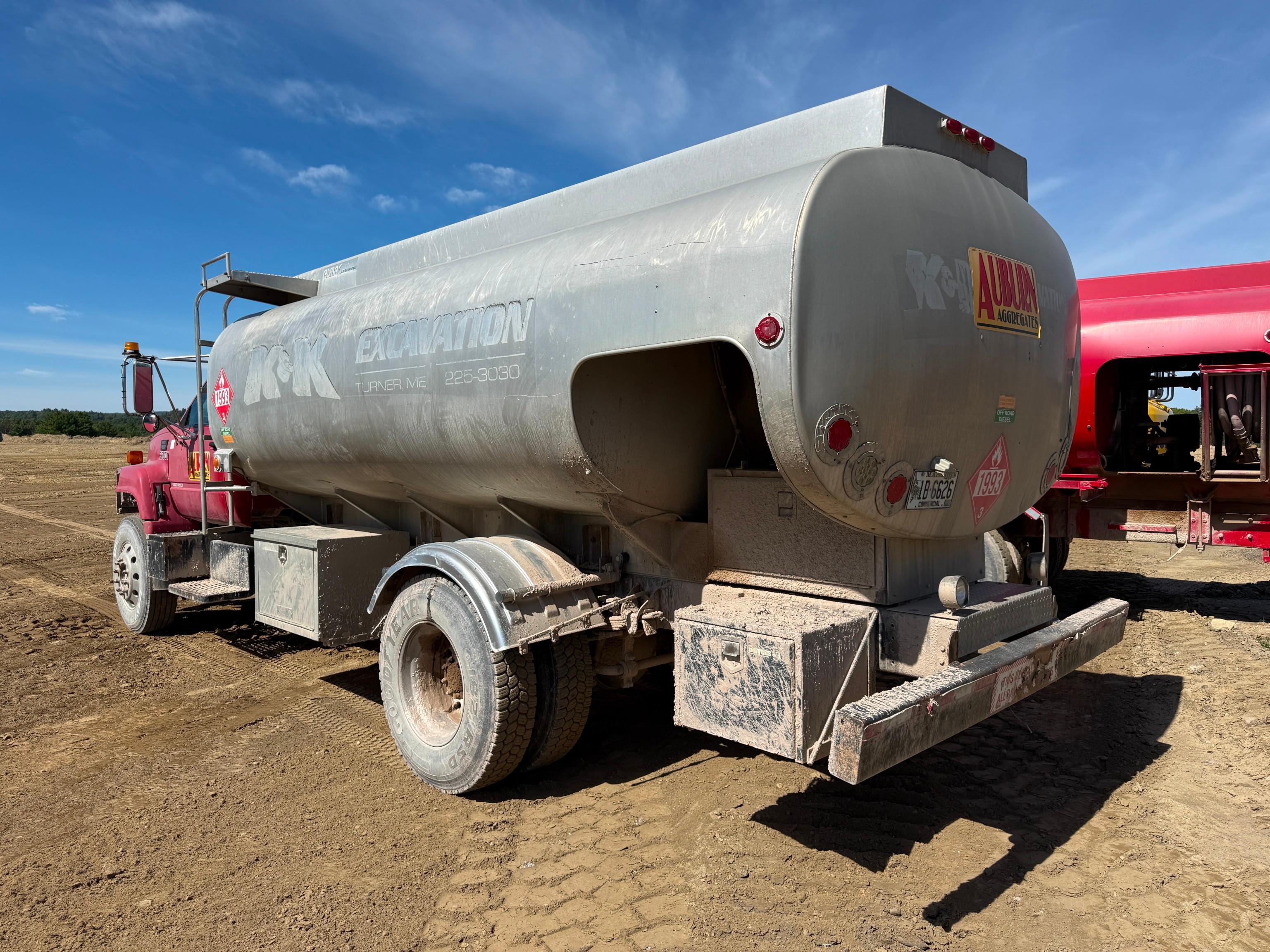 2001 GMC C7500