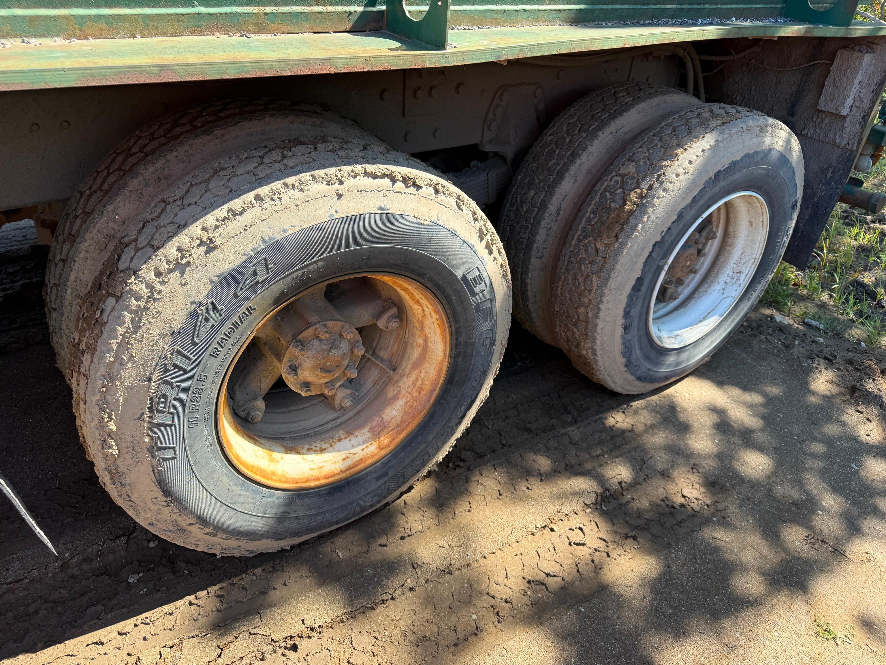 Ford L9000
