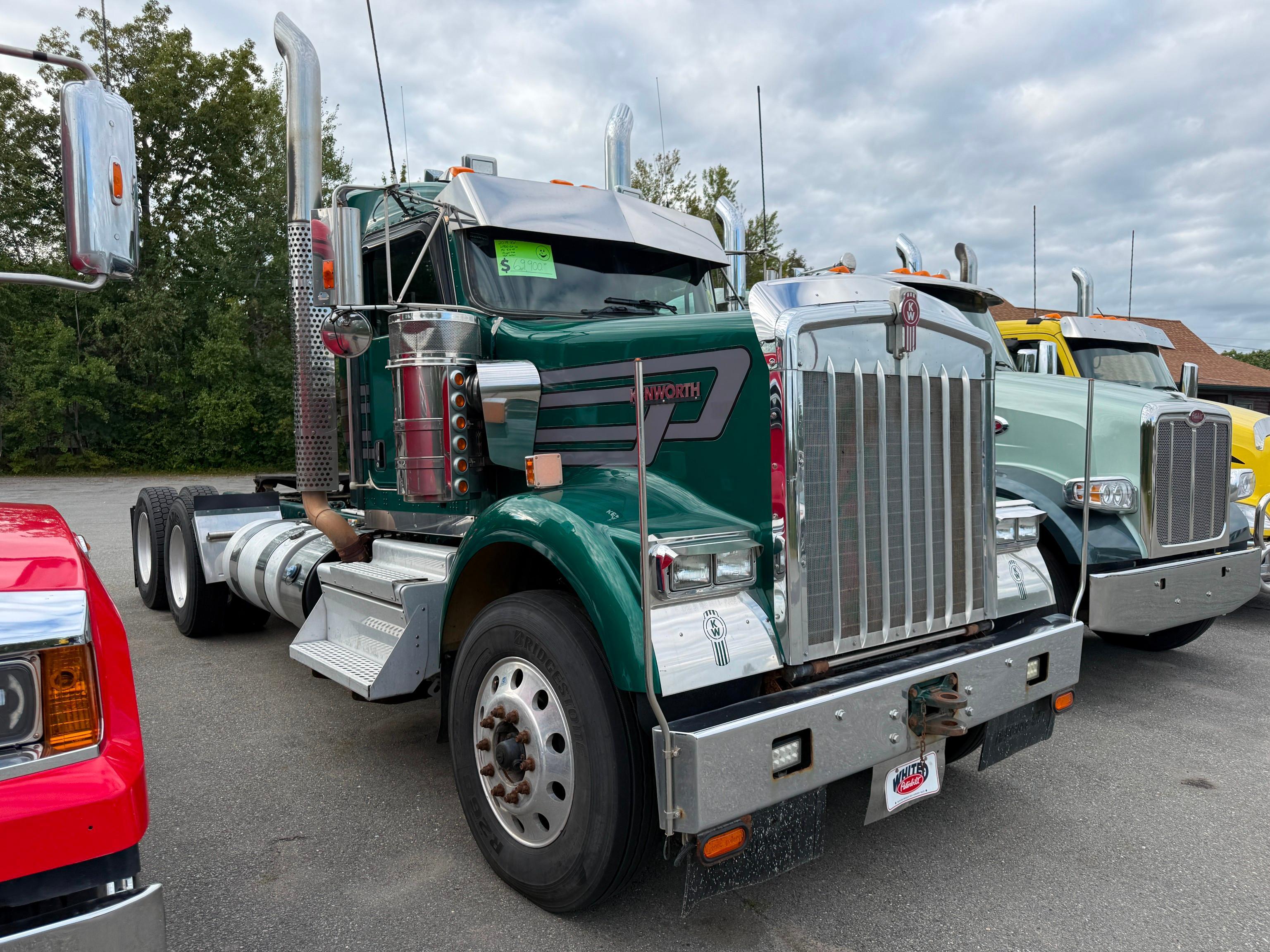2019 Kenworth W900