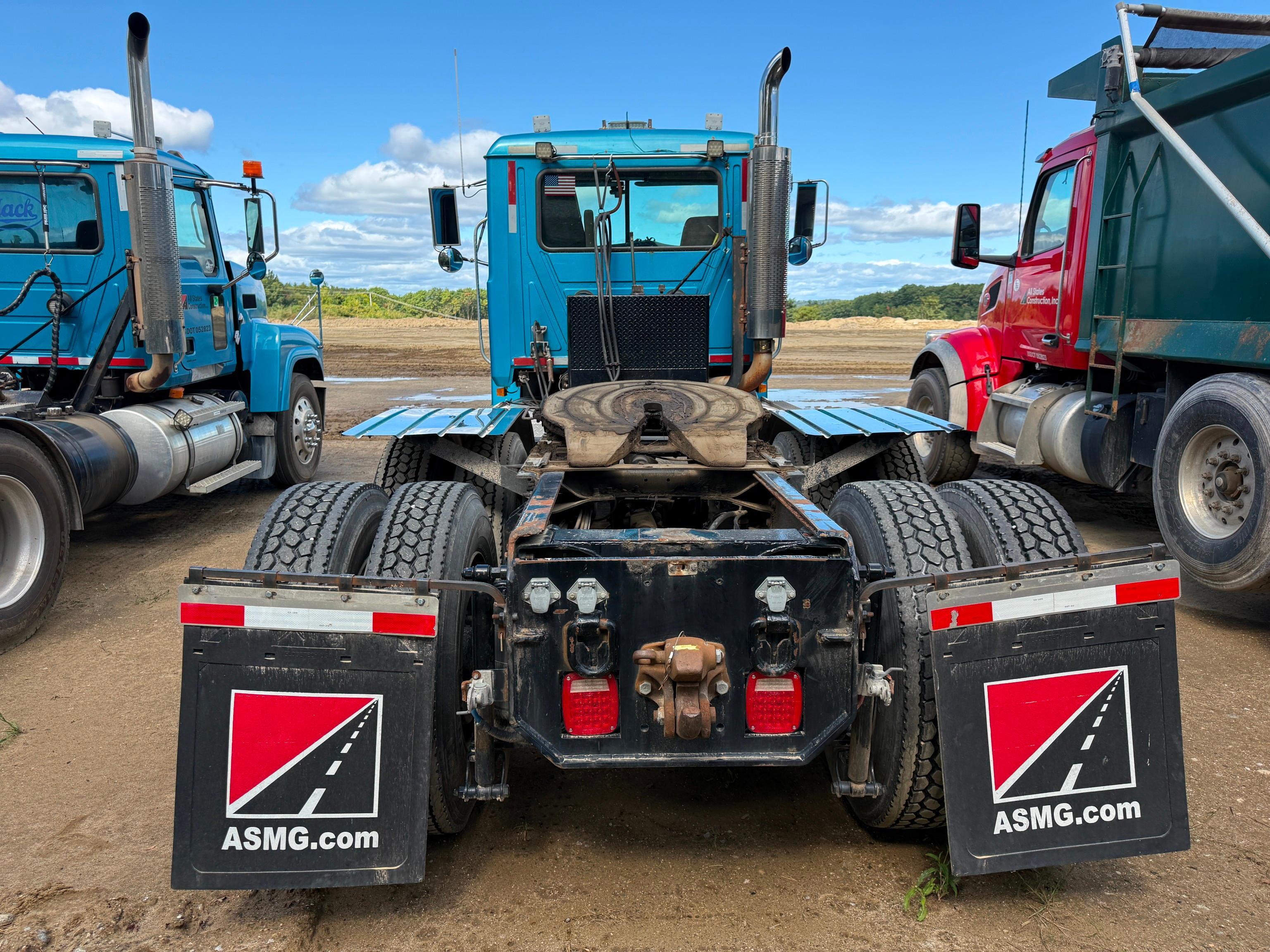 2002 Mack CH613