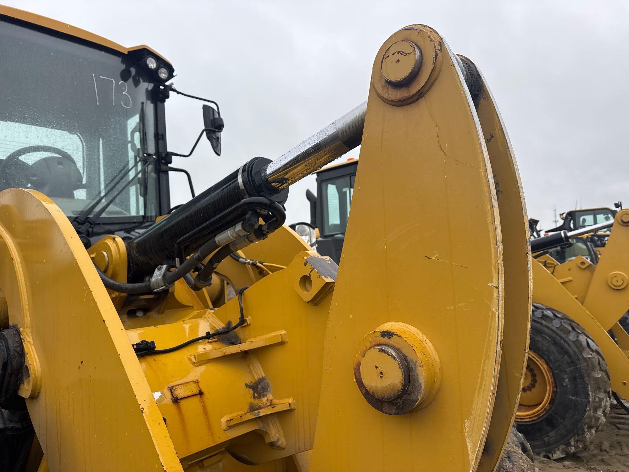 2018 Caterpillar 938M