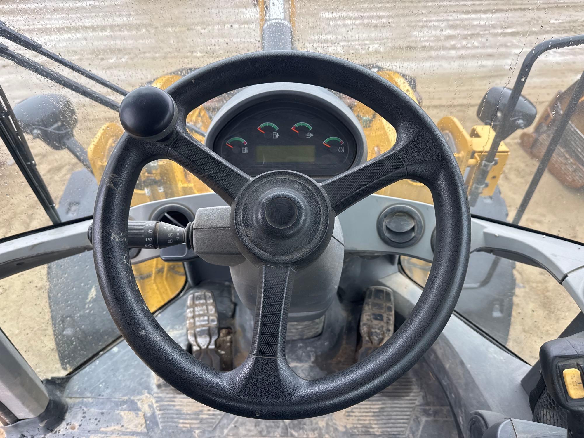 2018 Caterpillar 938M