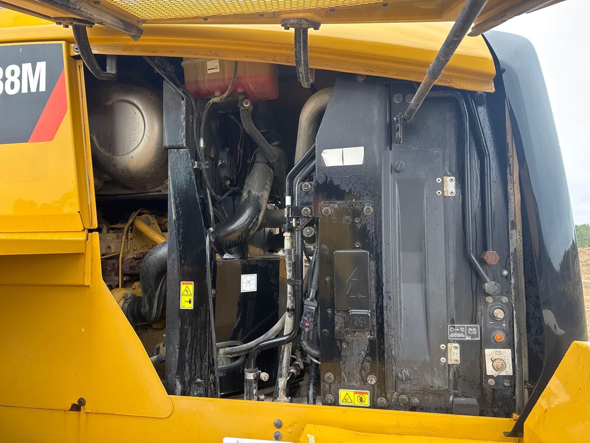 2018 Caterpillar 938M