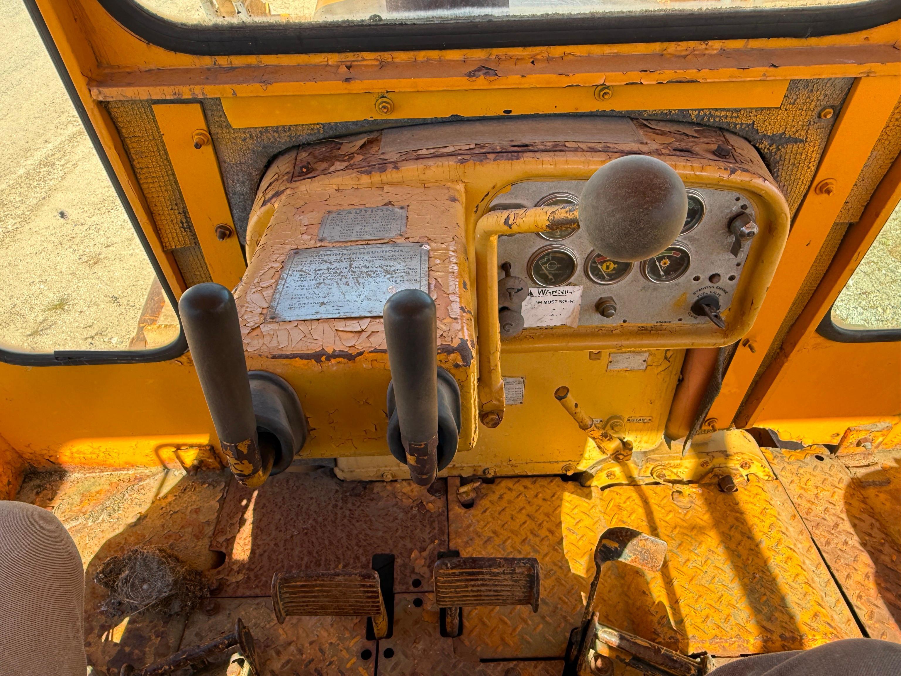 Caterpillar D8H