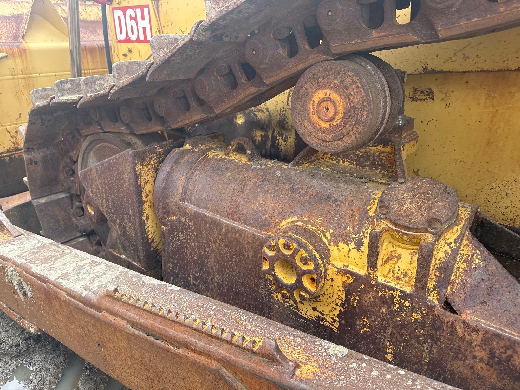 Caterpillar D6H
