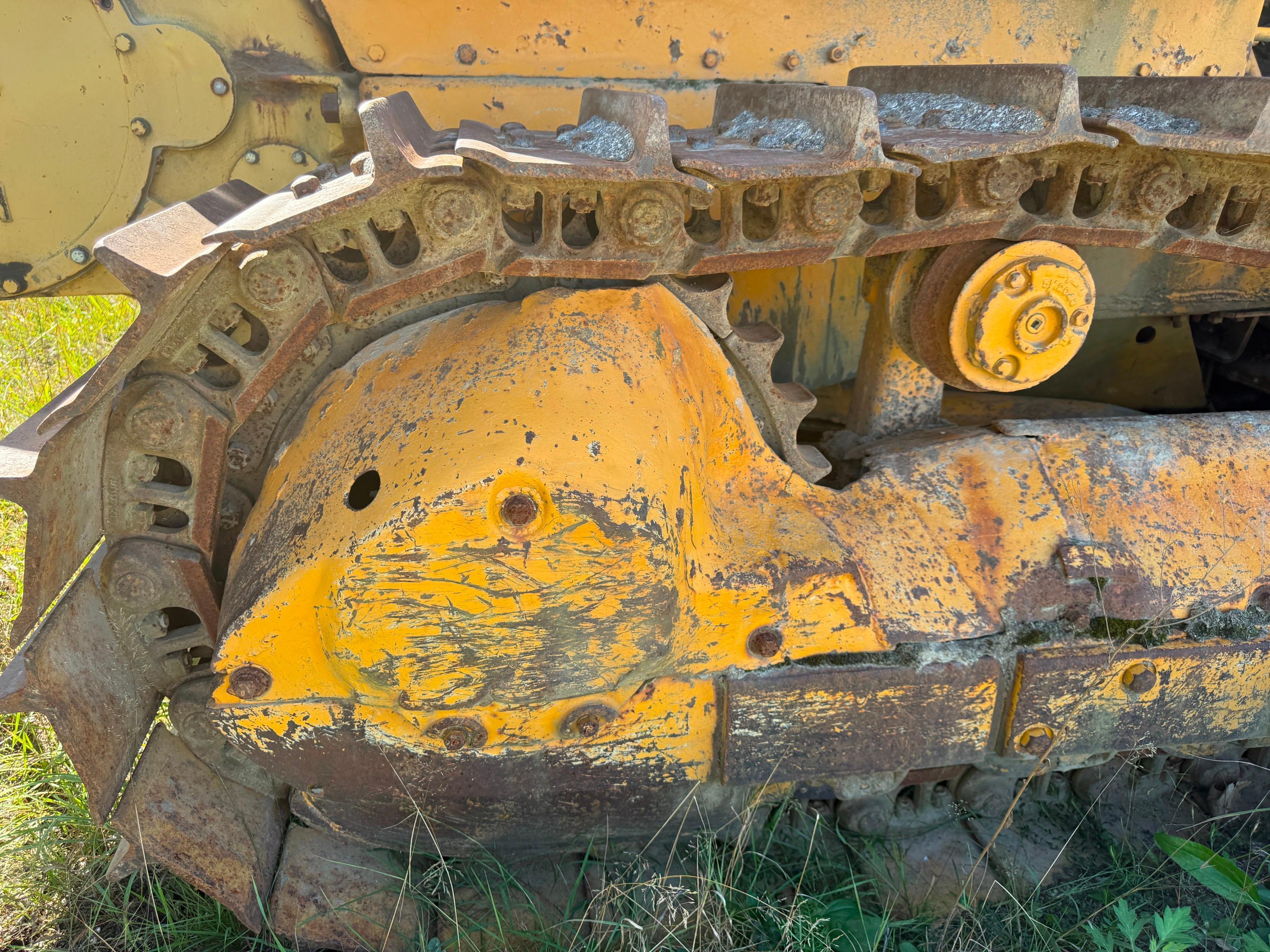 Caterpillar D6