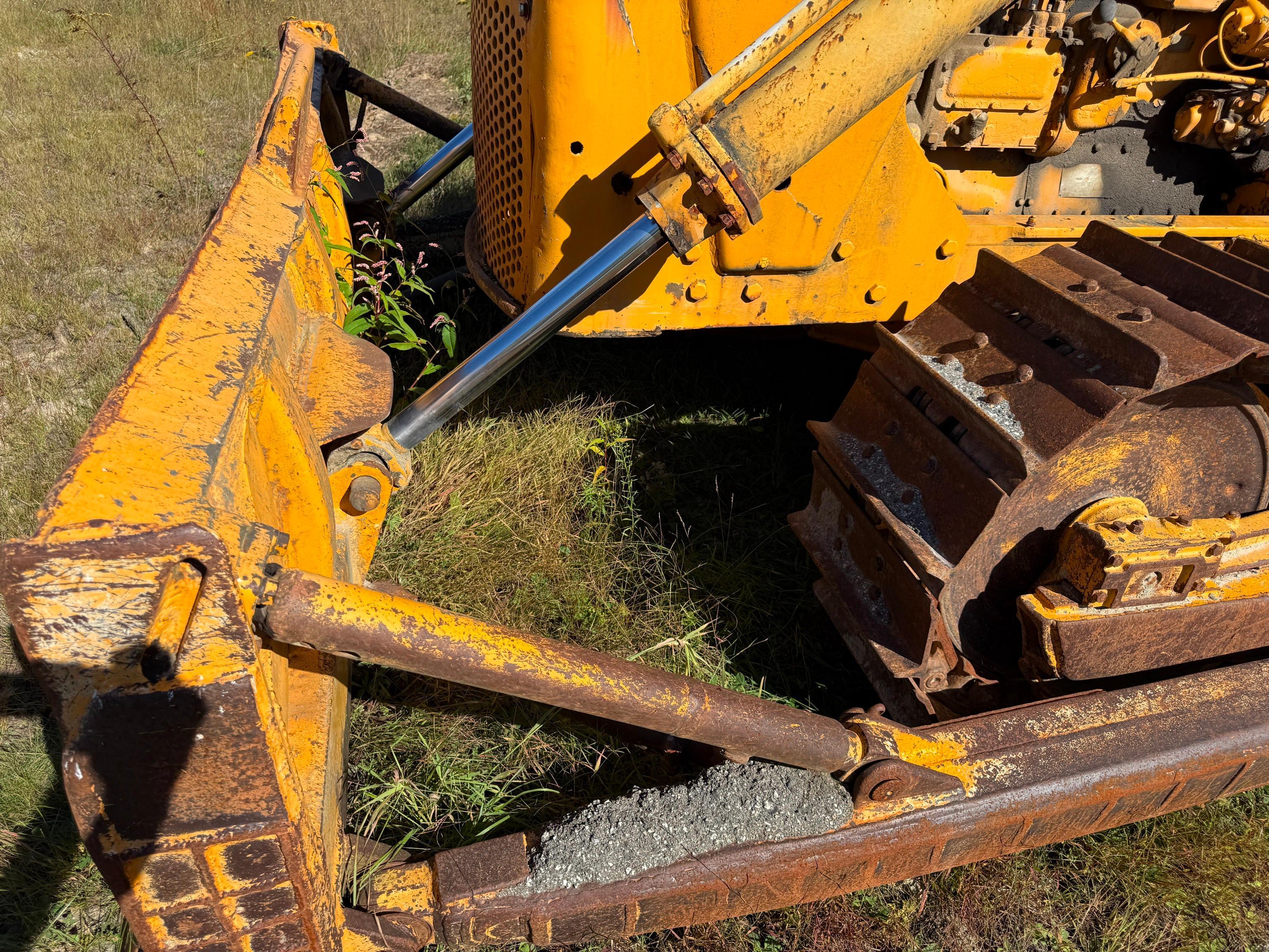 Caterpillar D6