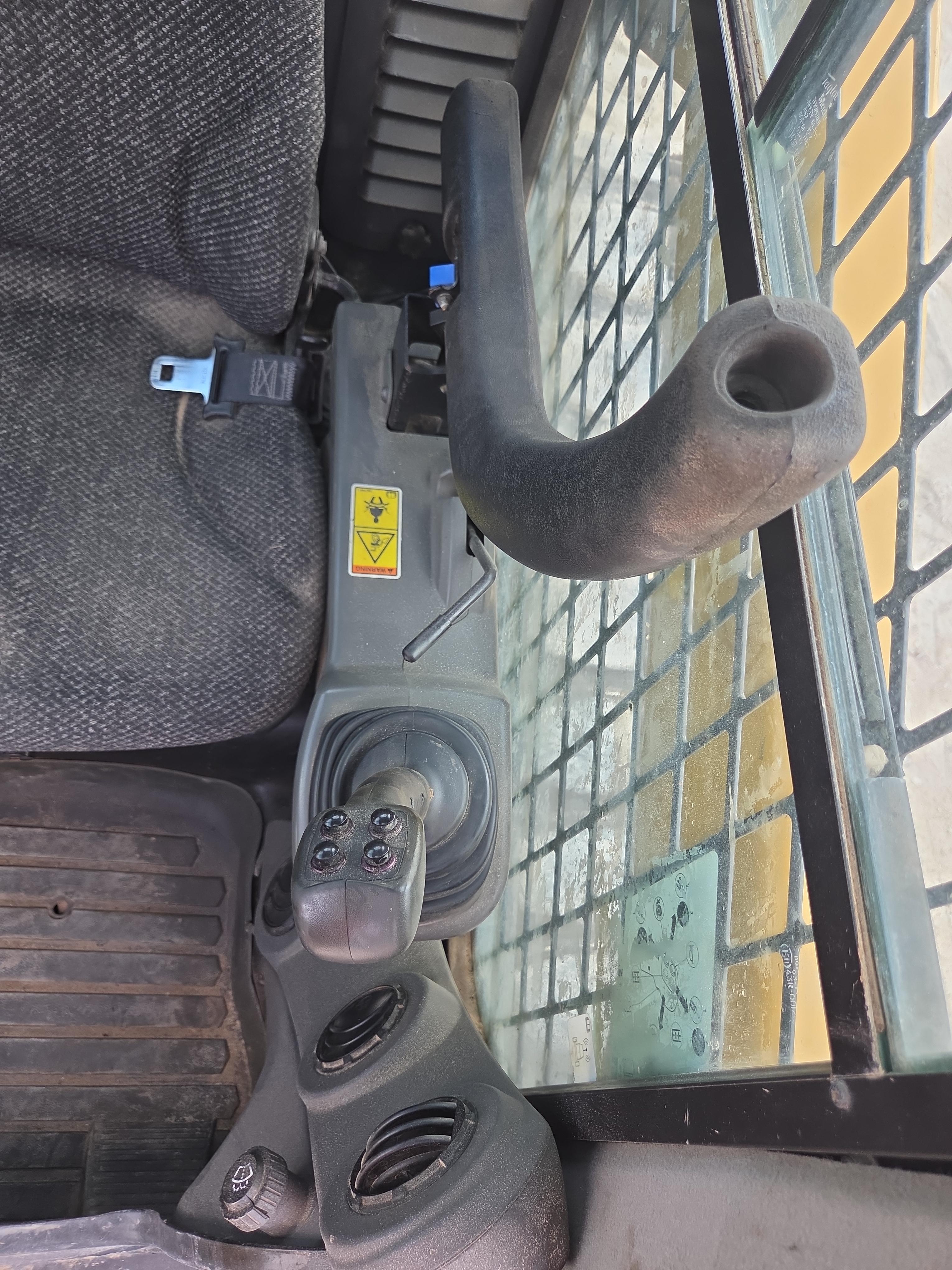 2018 Caterpillar 299D2