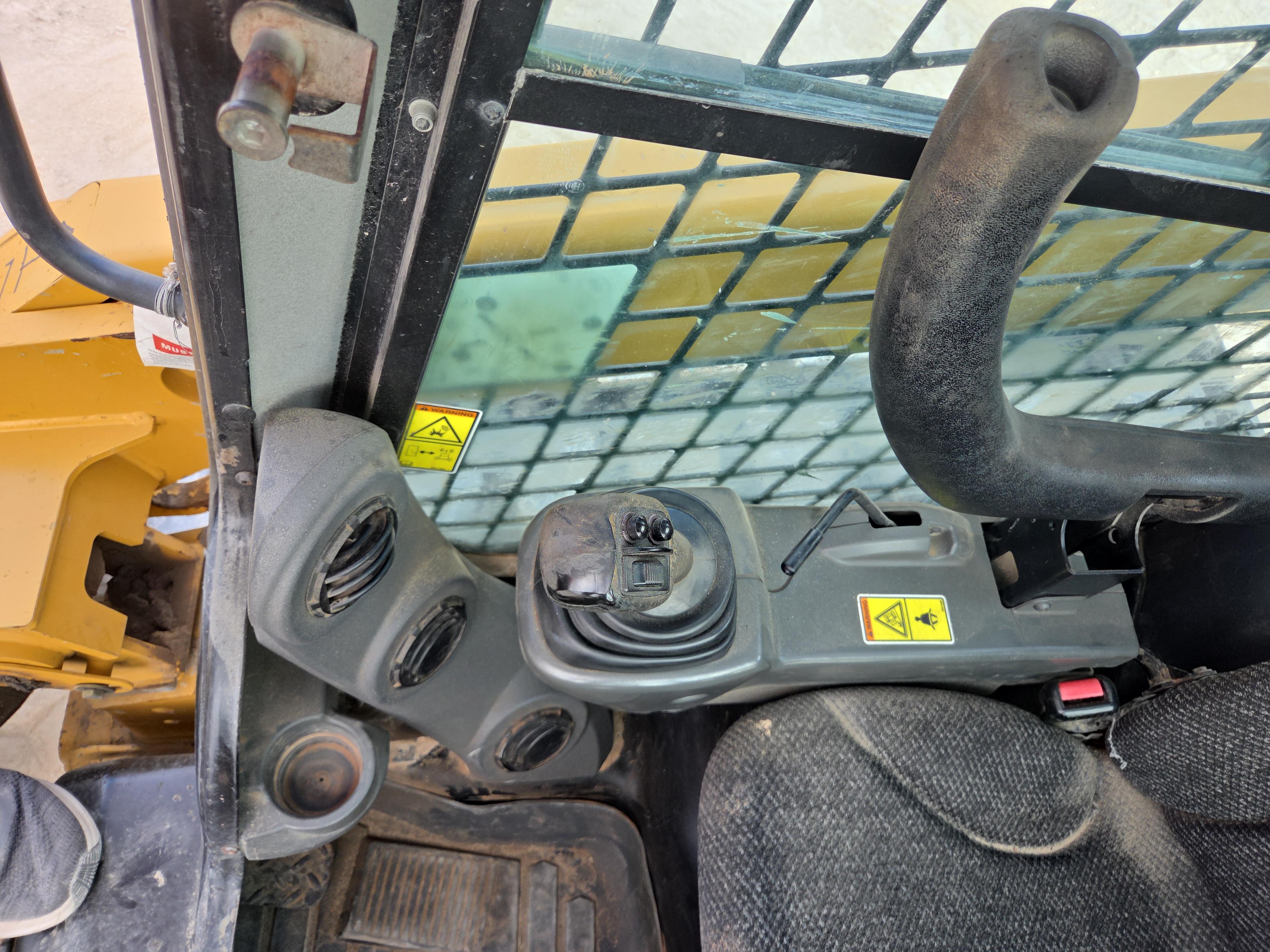 2018 Caterpillar 299D2