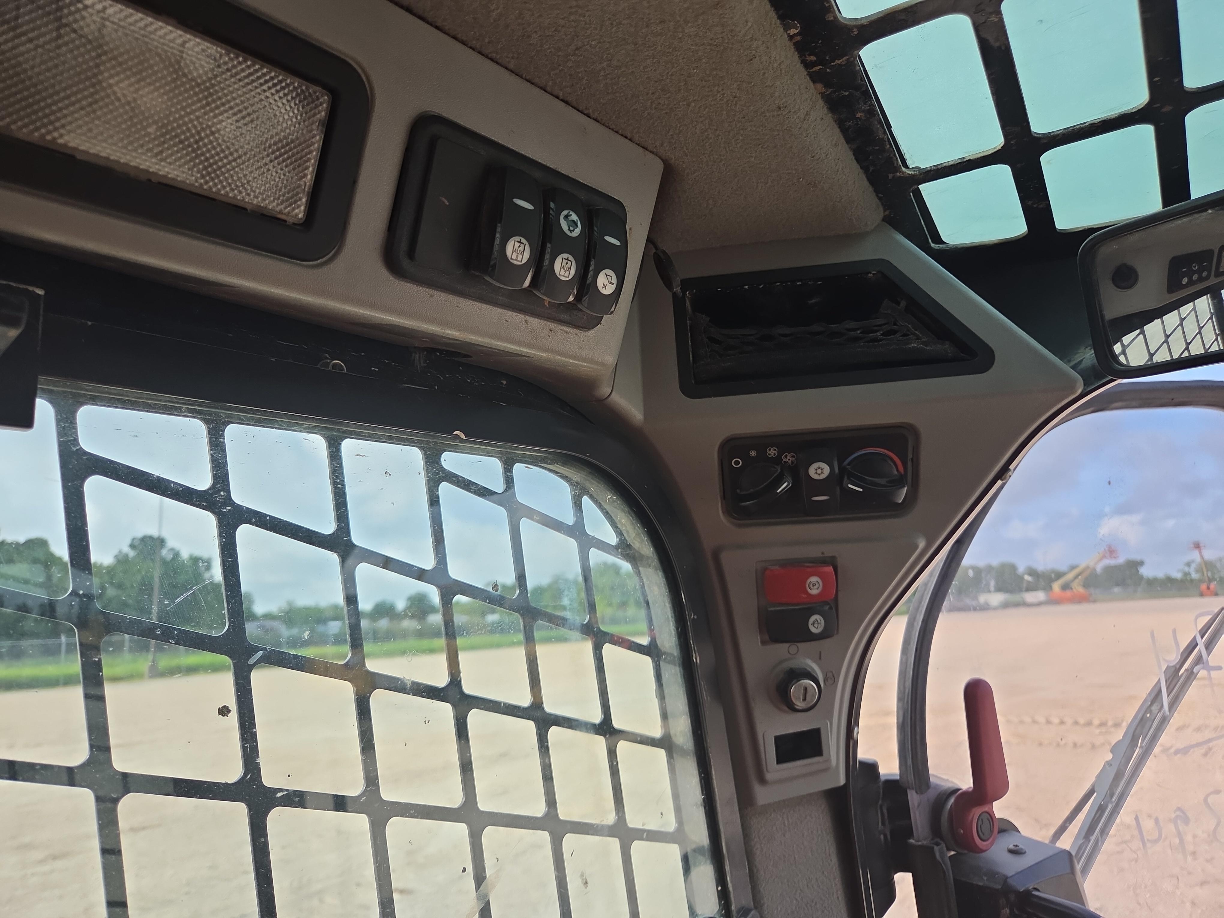 2018 Caterpillar 299D2