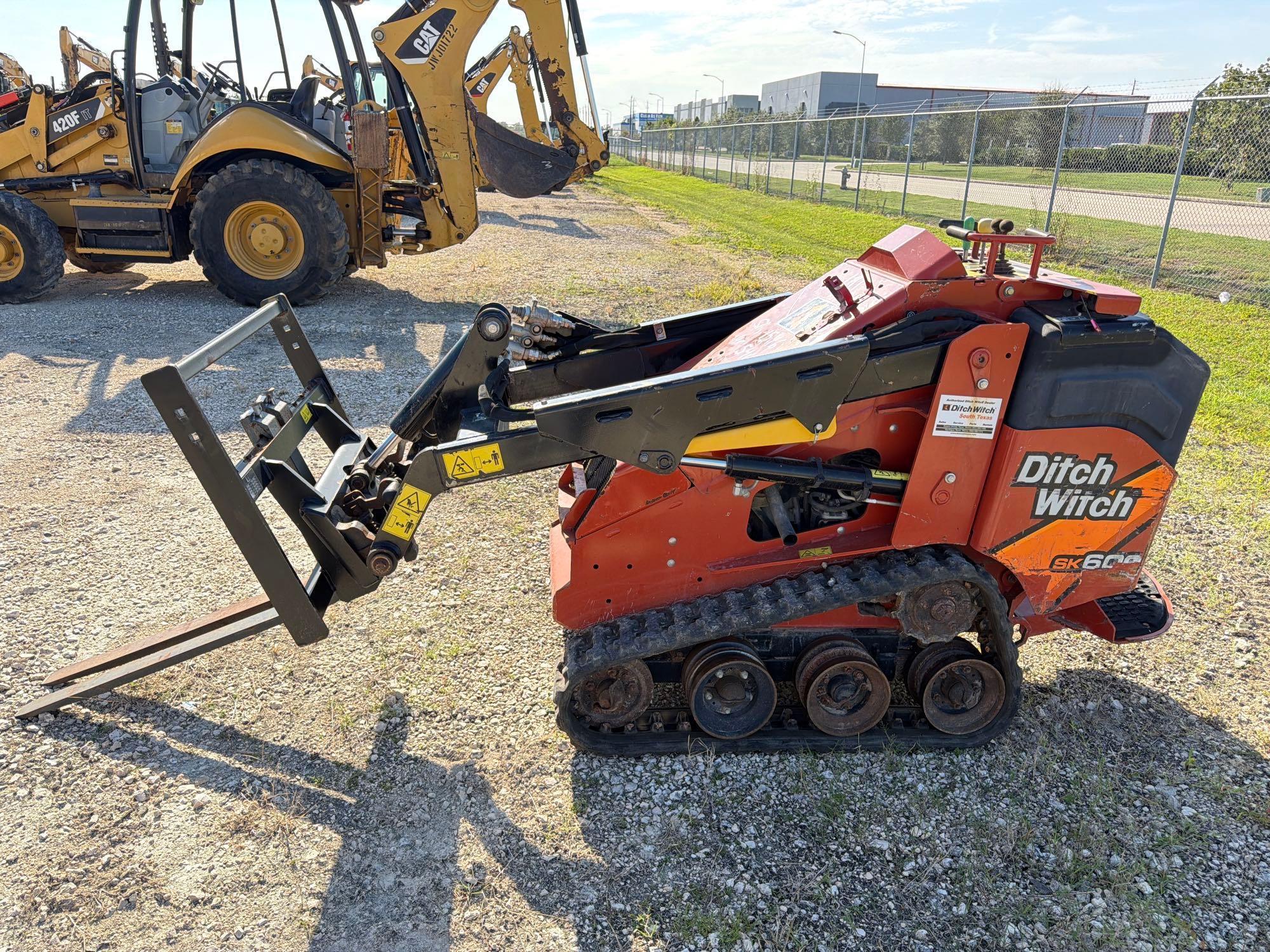 2022 Ditch Witch SK600