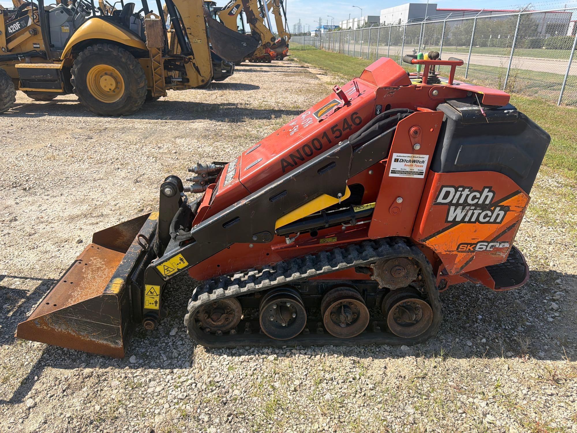 2022 Ditch Witch SK600