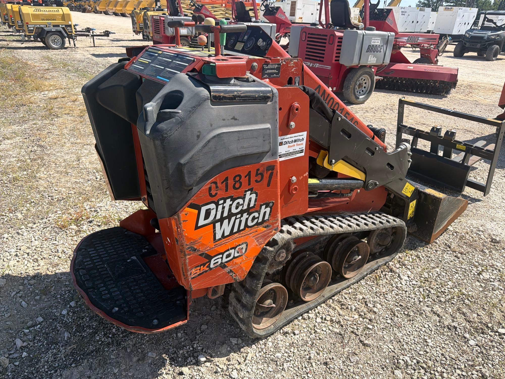 2022 Ditch Witch SK600