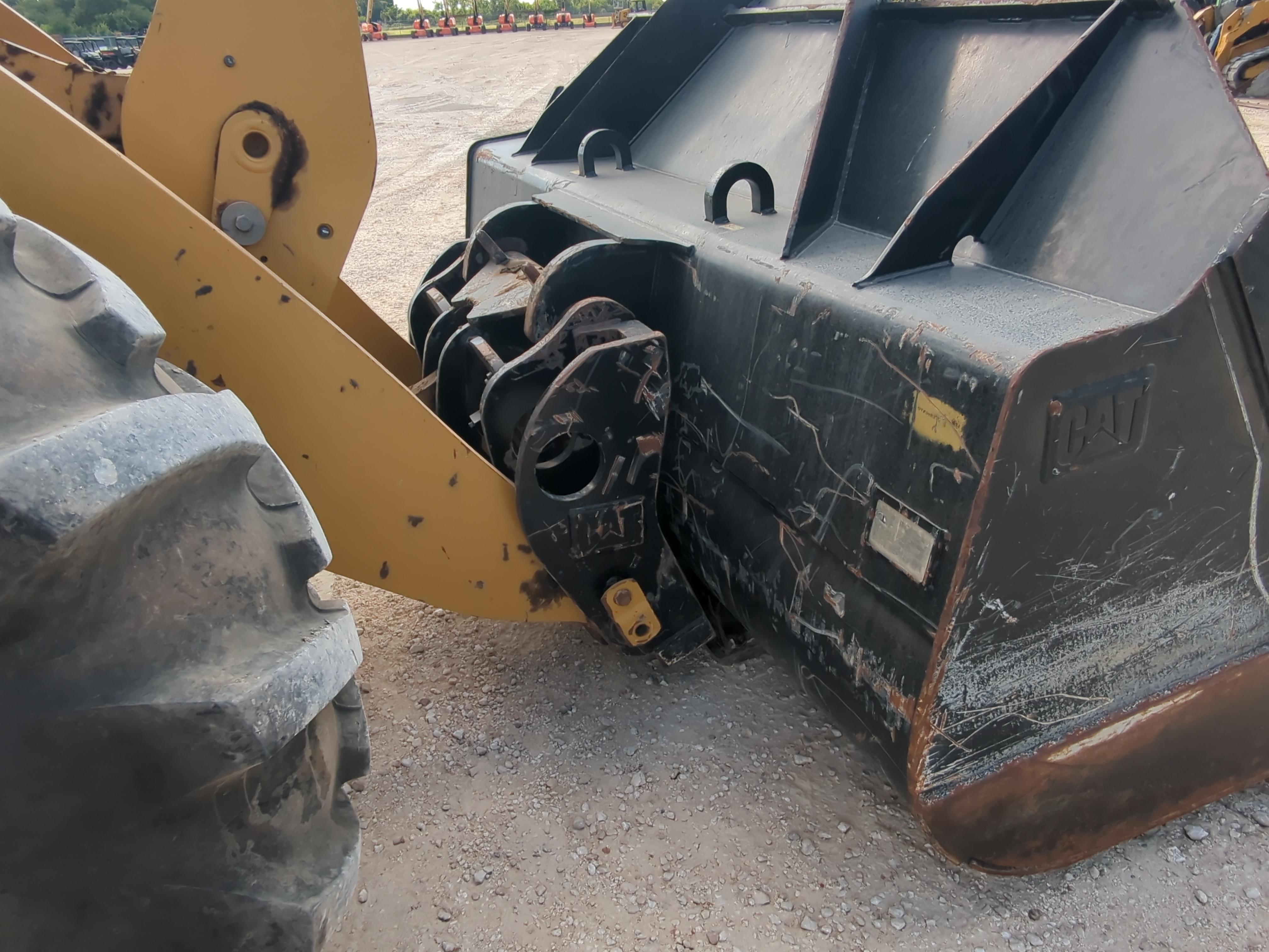2021 Caterpillar 950M