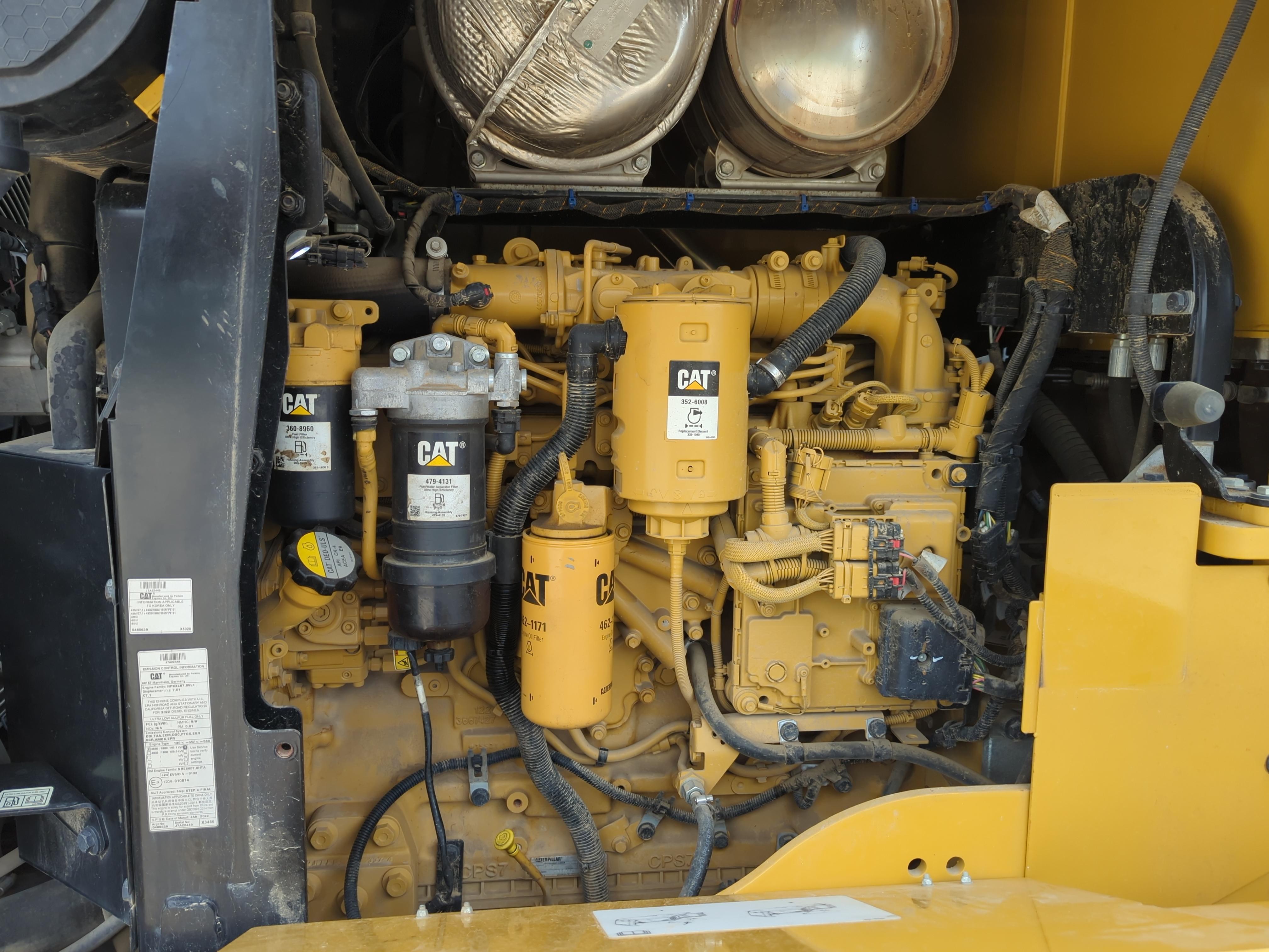 2022 Caterpillar 938M