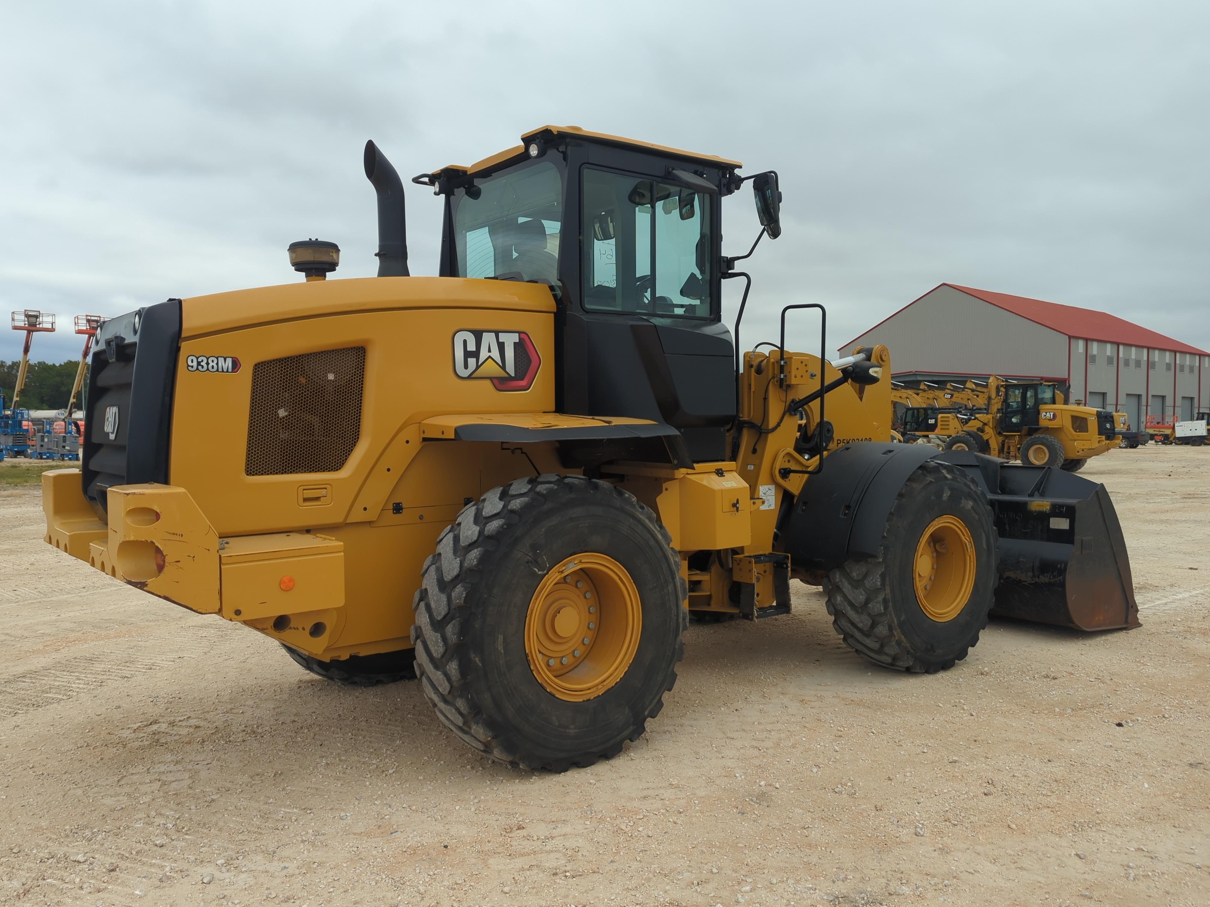 2022 Caterpillar 938M