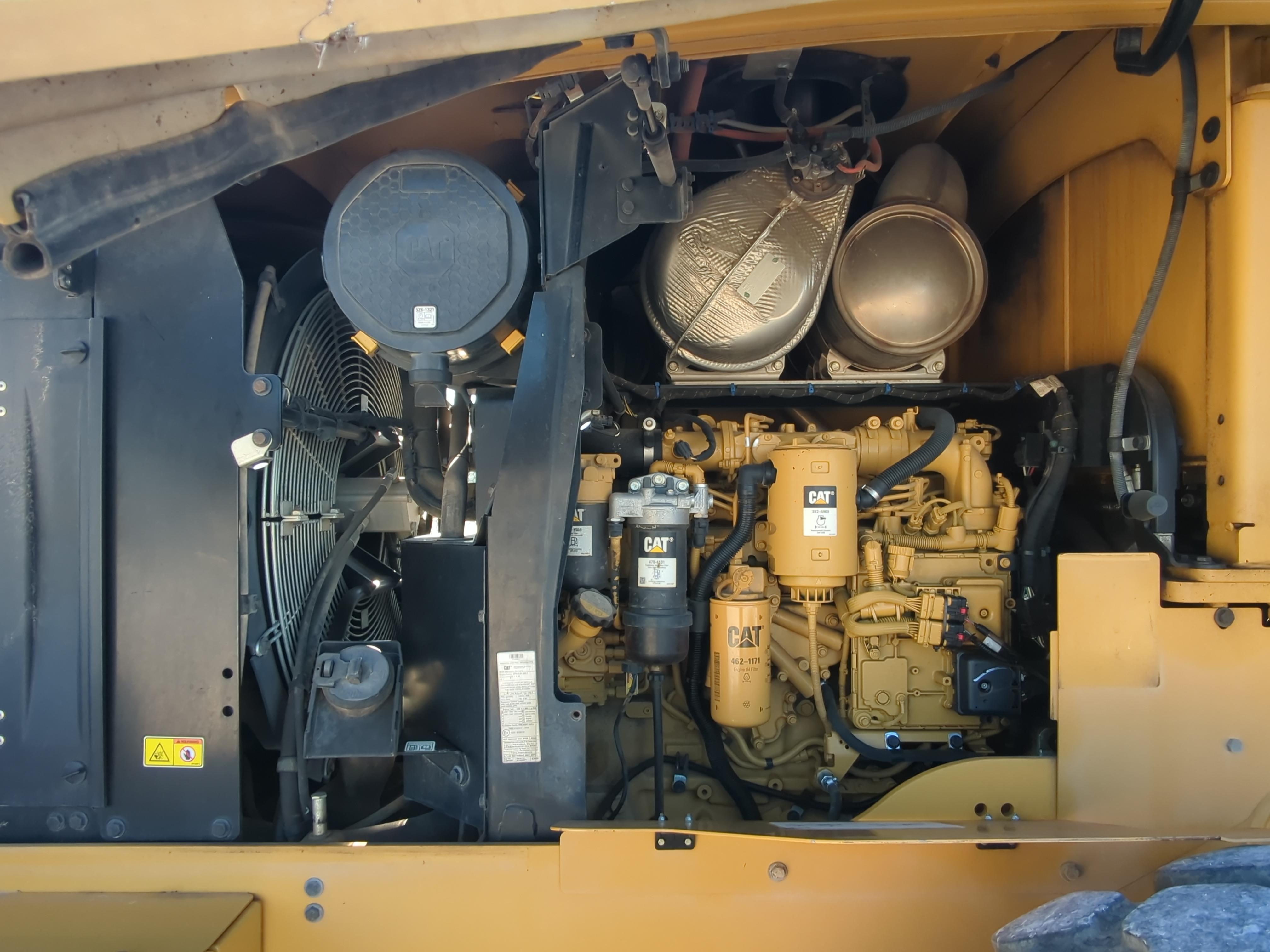2022 Caterpillar 938M