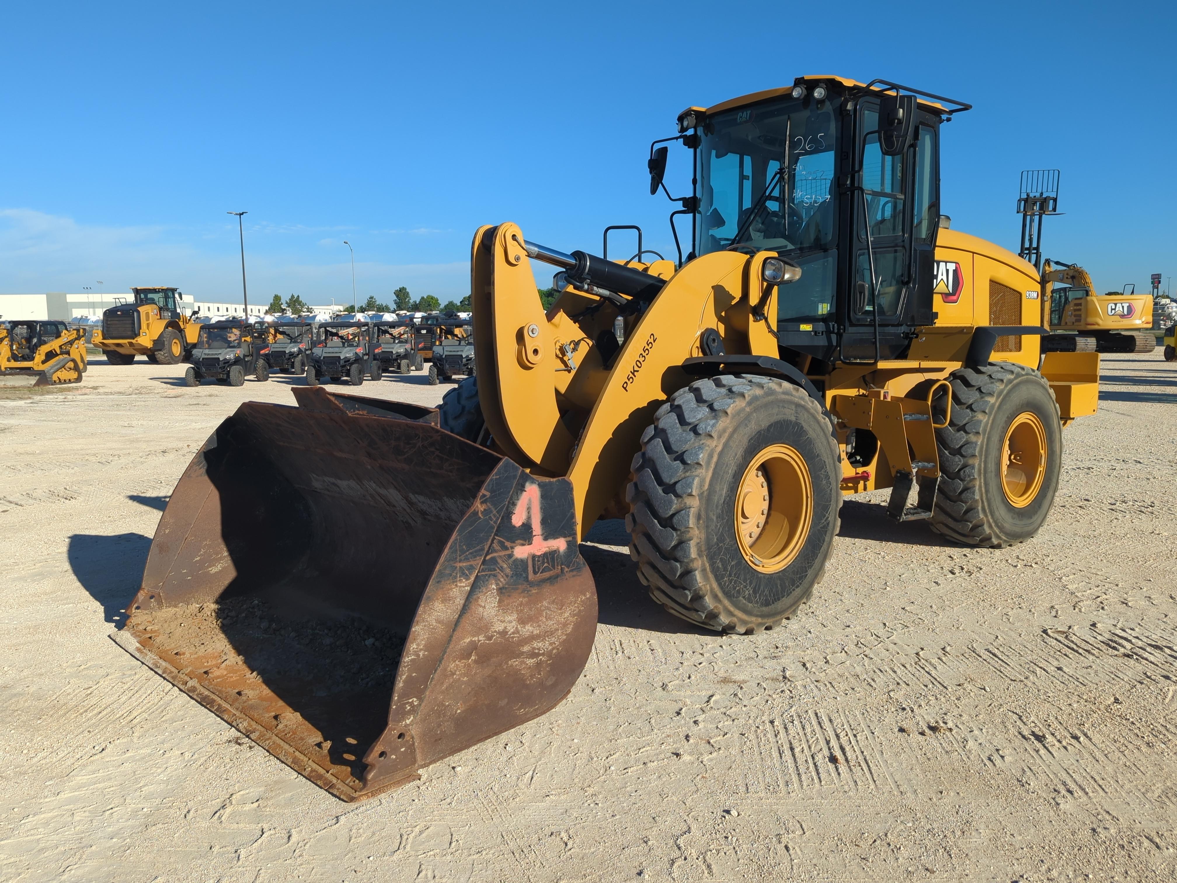2022 Caterpillar 938M