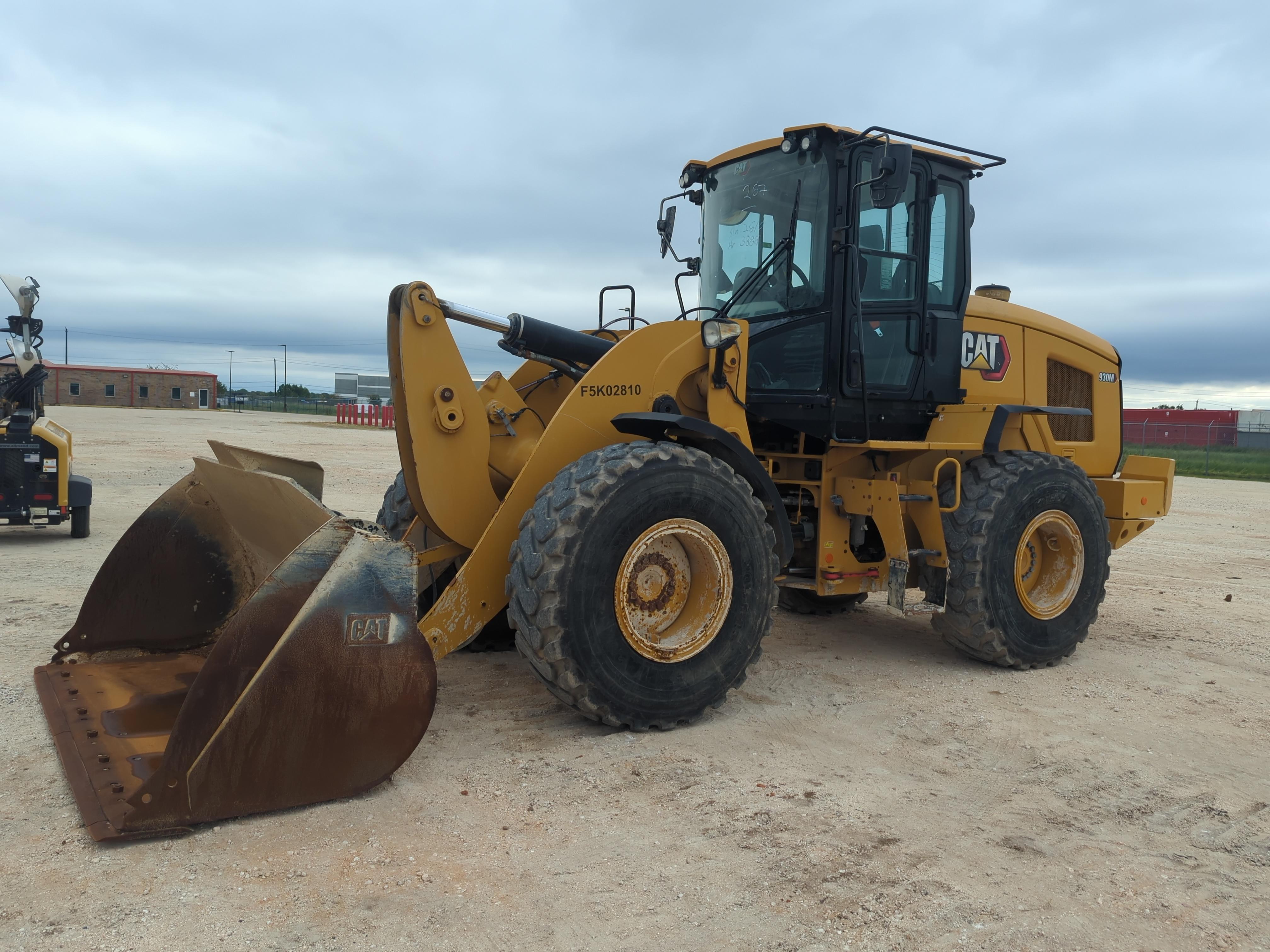 2023 Caterpillar 930M