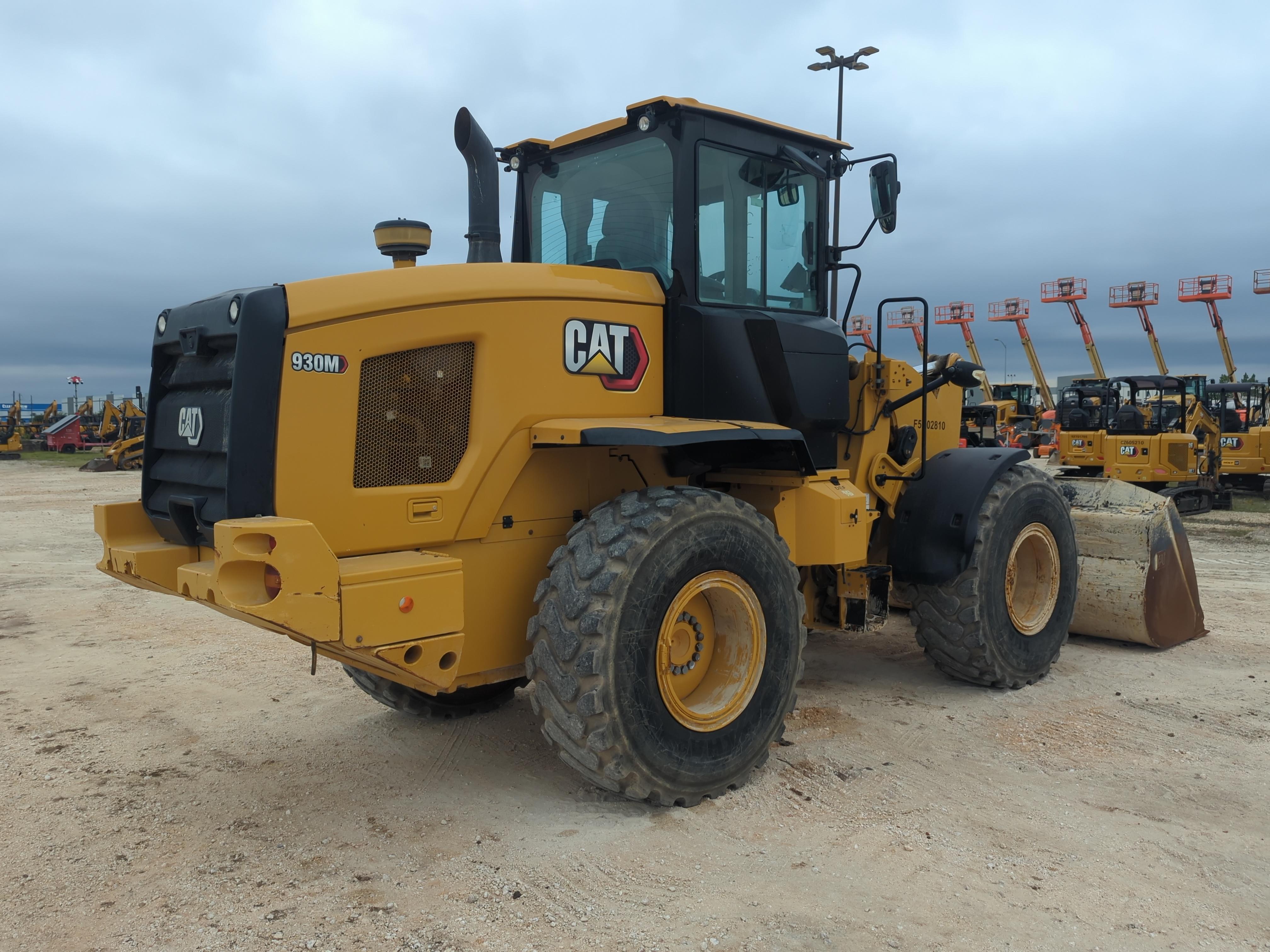 2023 Caterpillar 930M
