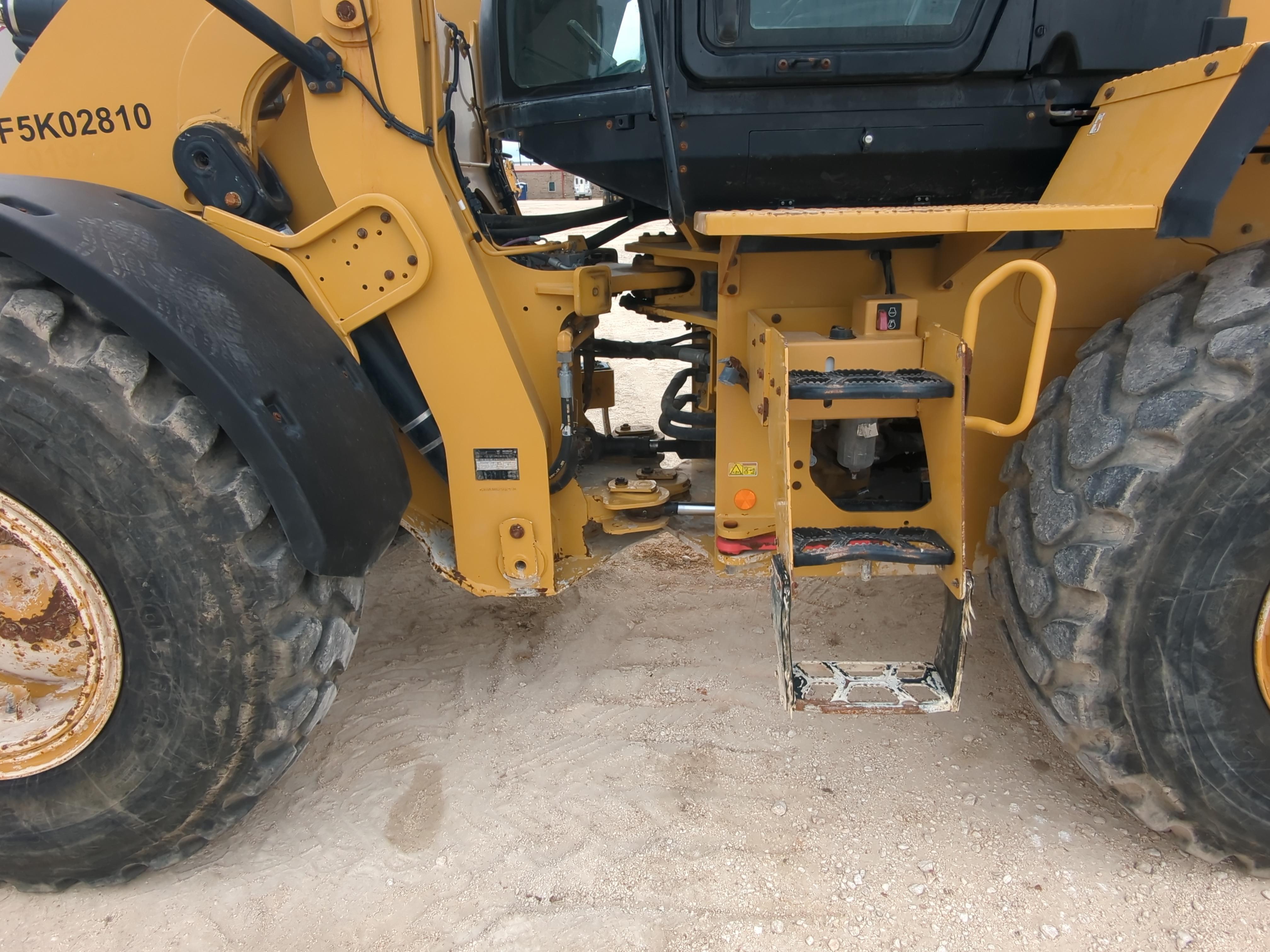 2023 Caterpillar 930M