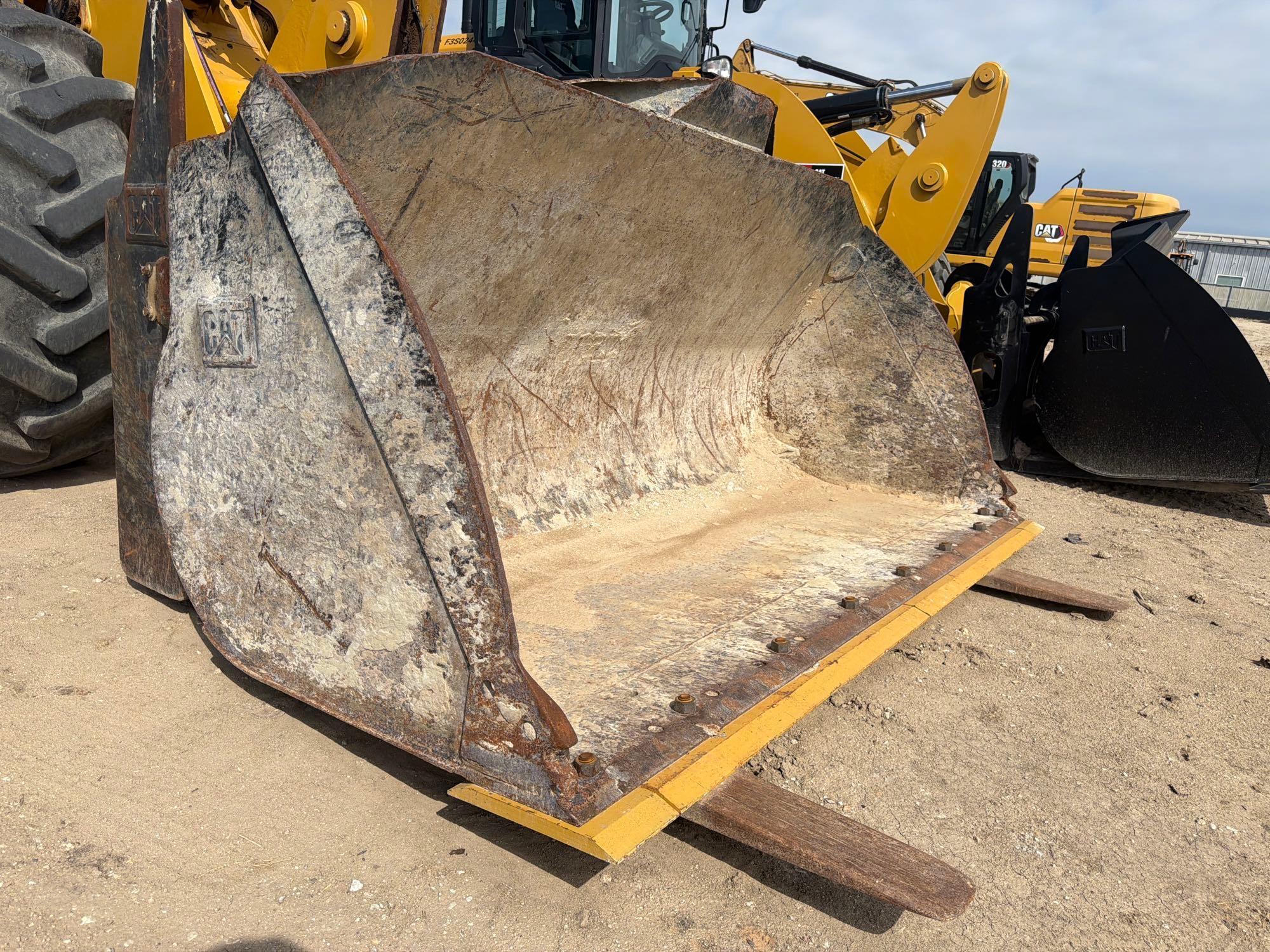 2023 Caterpillar 930M