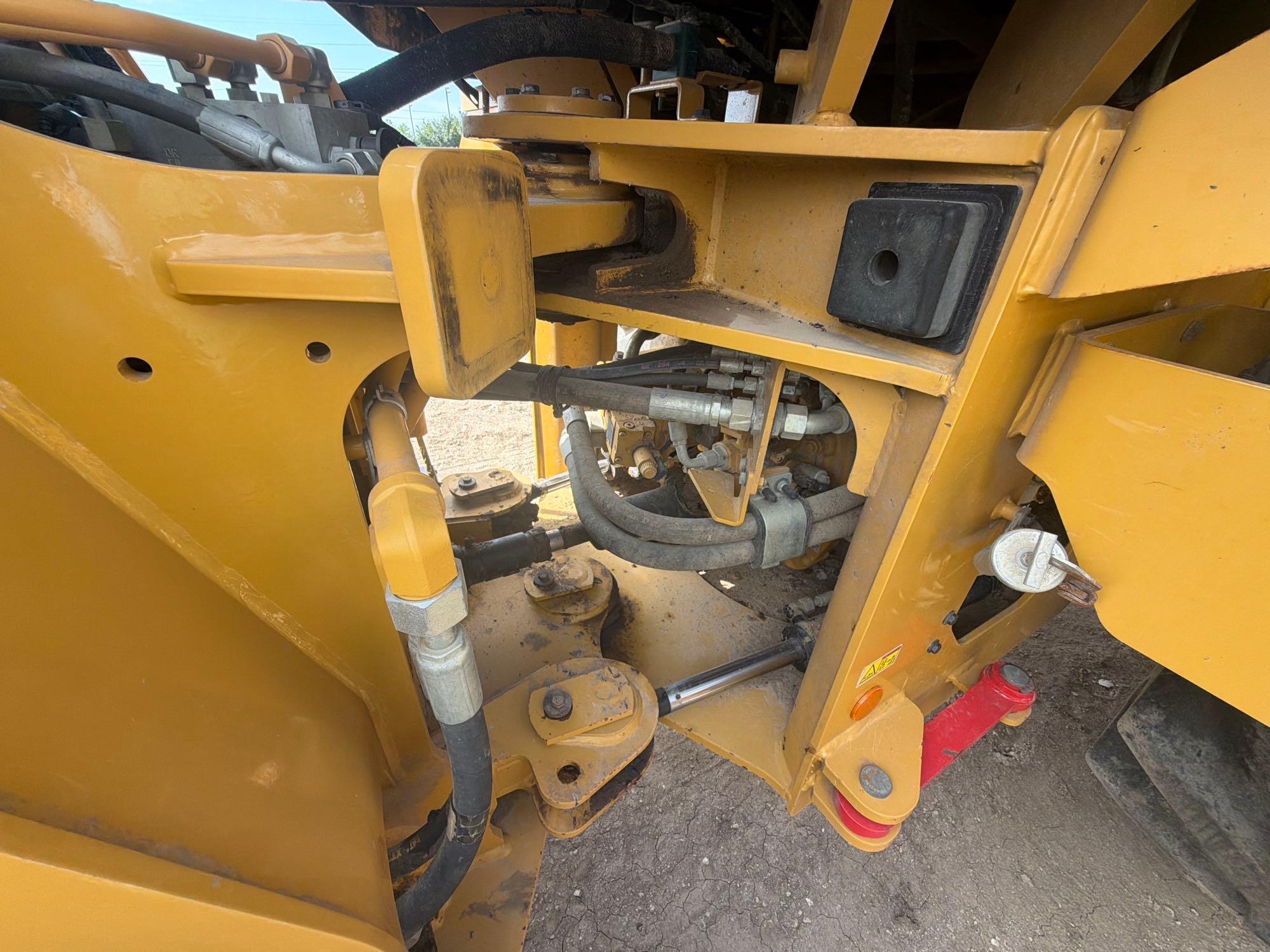 2023 Caterpillar 930M