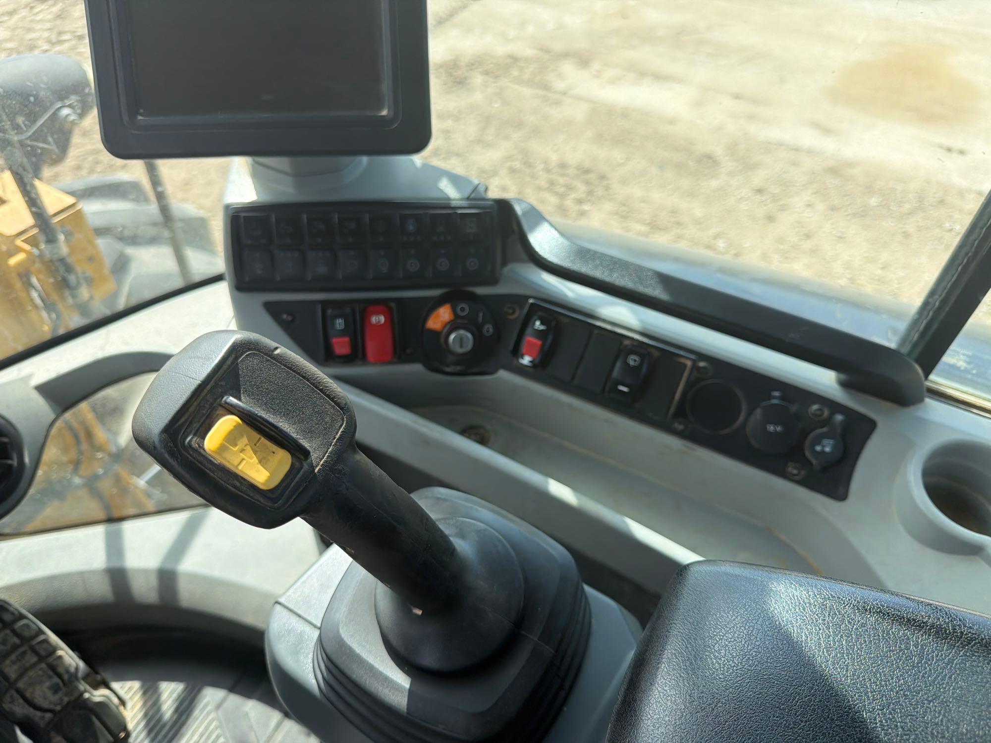 2023 Caterpillar 930M