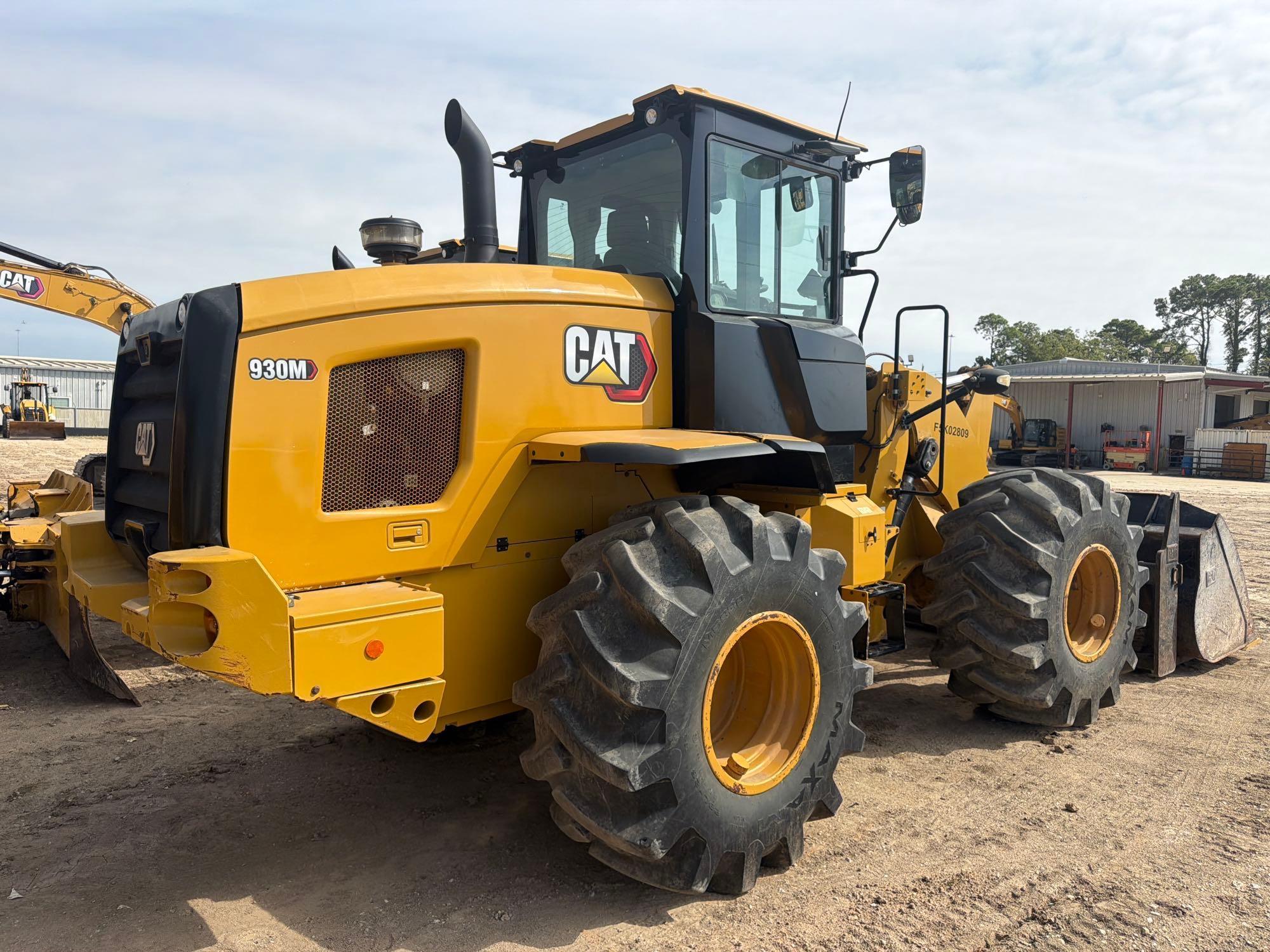 2023 Caterpillar 930M