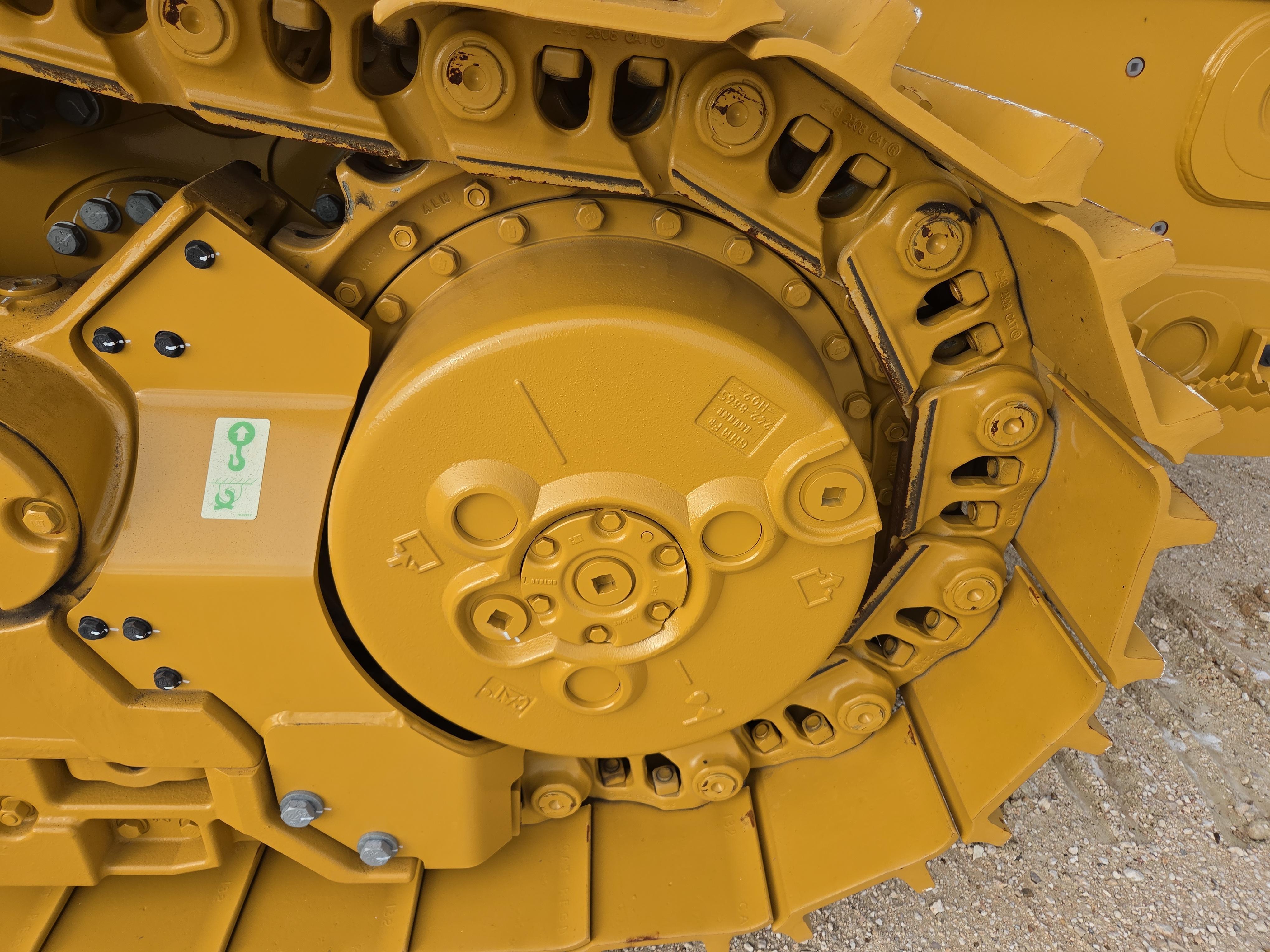 2025 Caterpillar 963