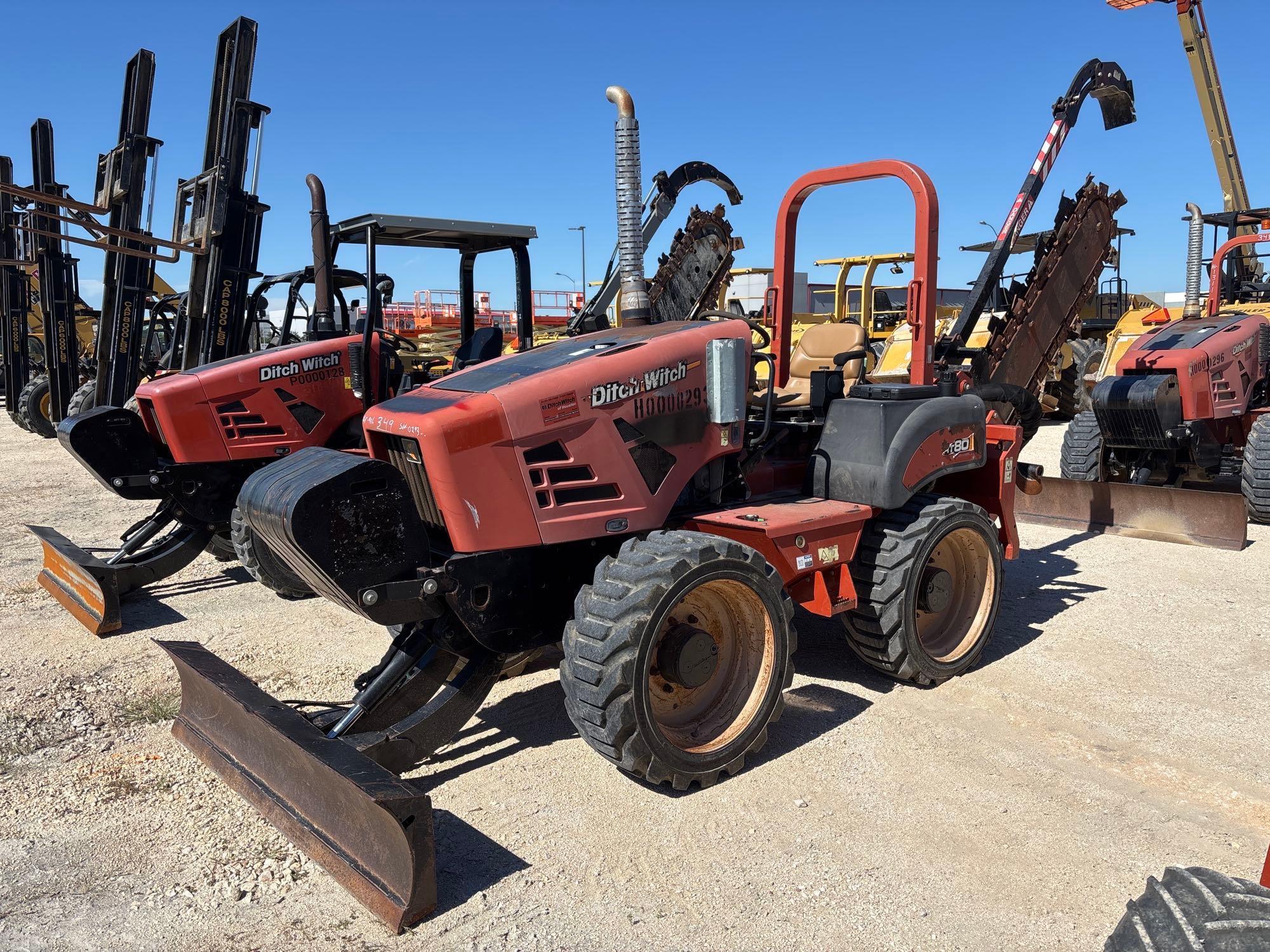 2017 Ditch Witch RT80