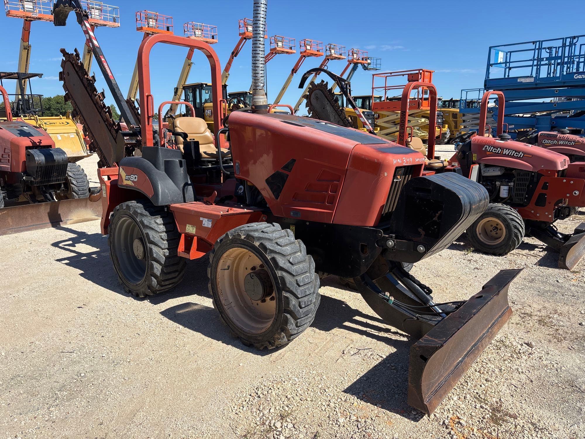 2017 Ditch Witch RT80