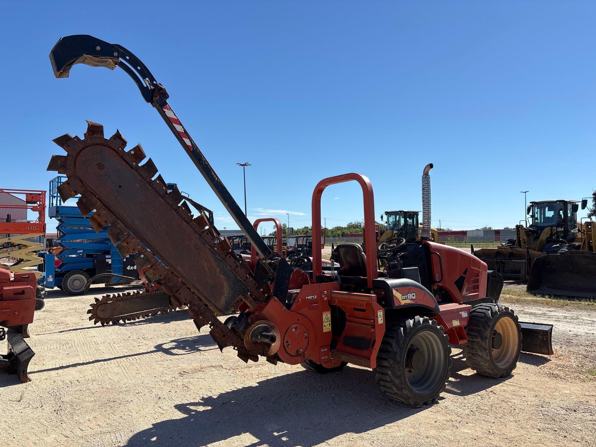 2017 Ditch Witch RT80