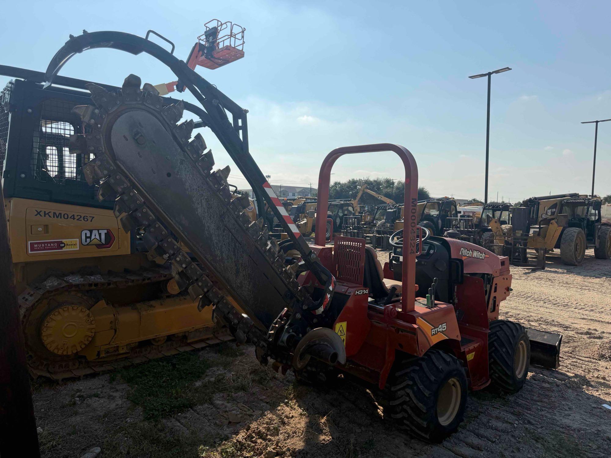 2021 Ditch Witch RT-45